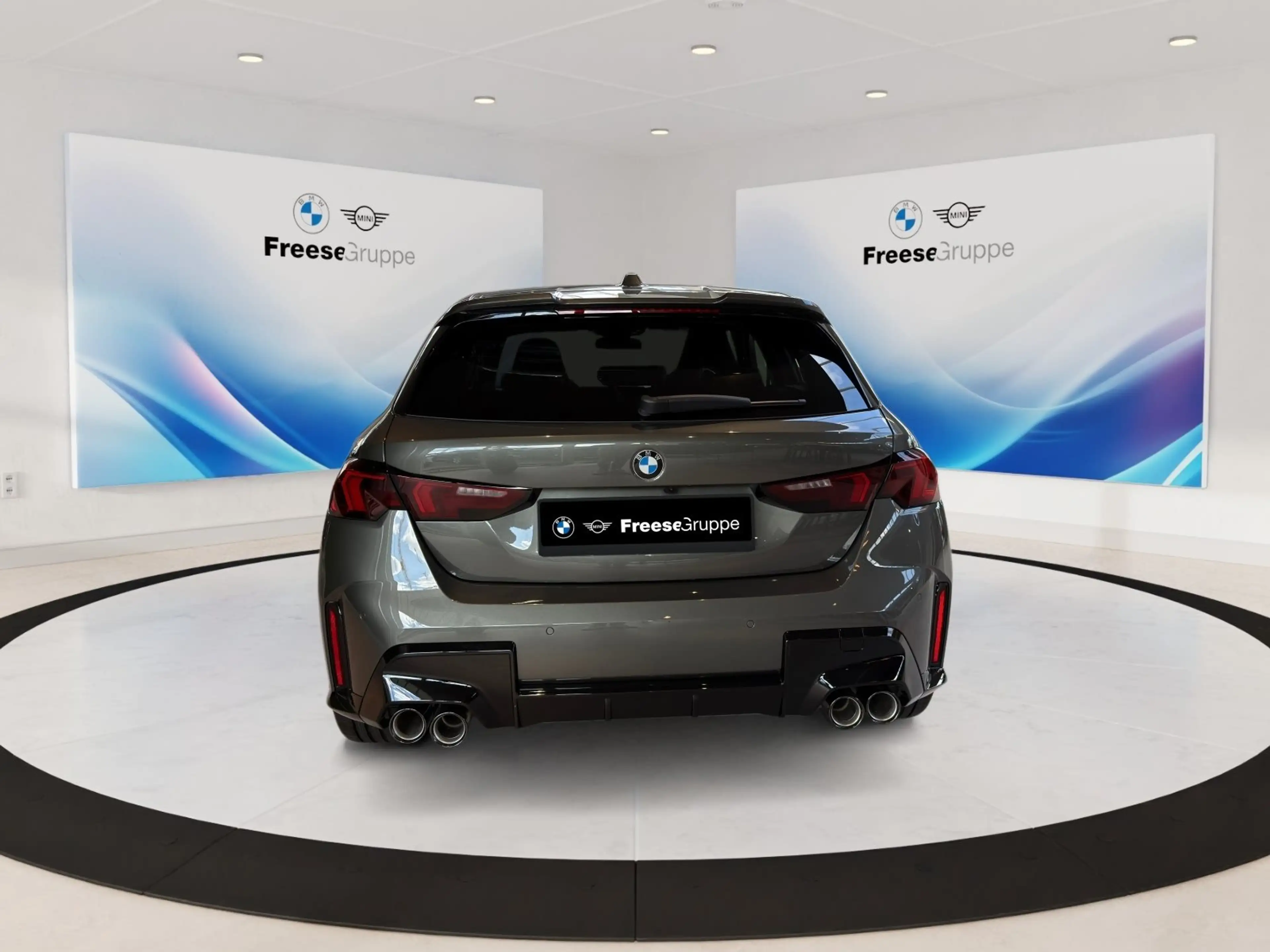 BMW 135 M135 xDrive — photo 6
