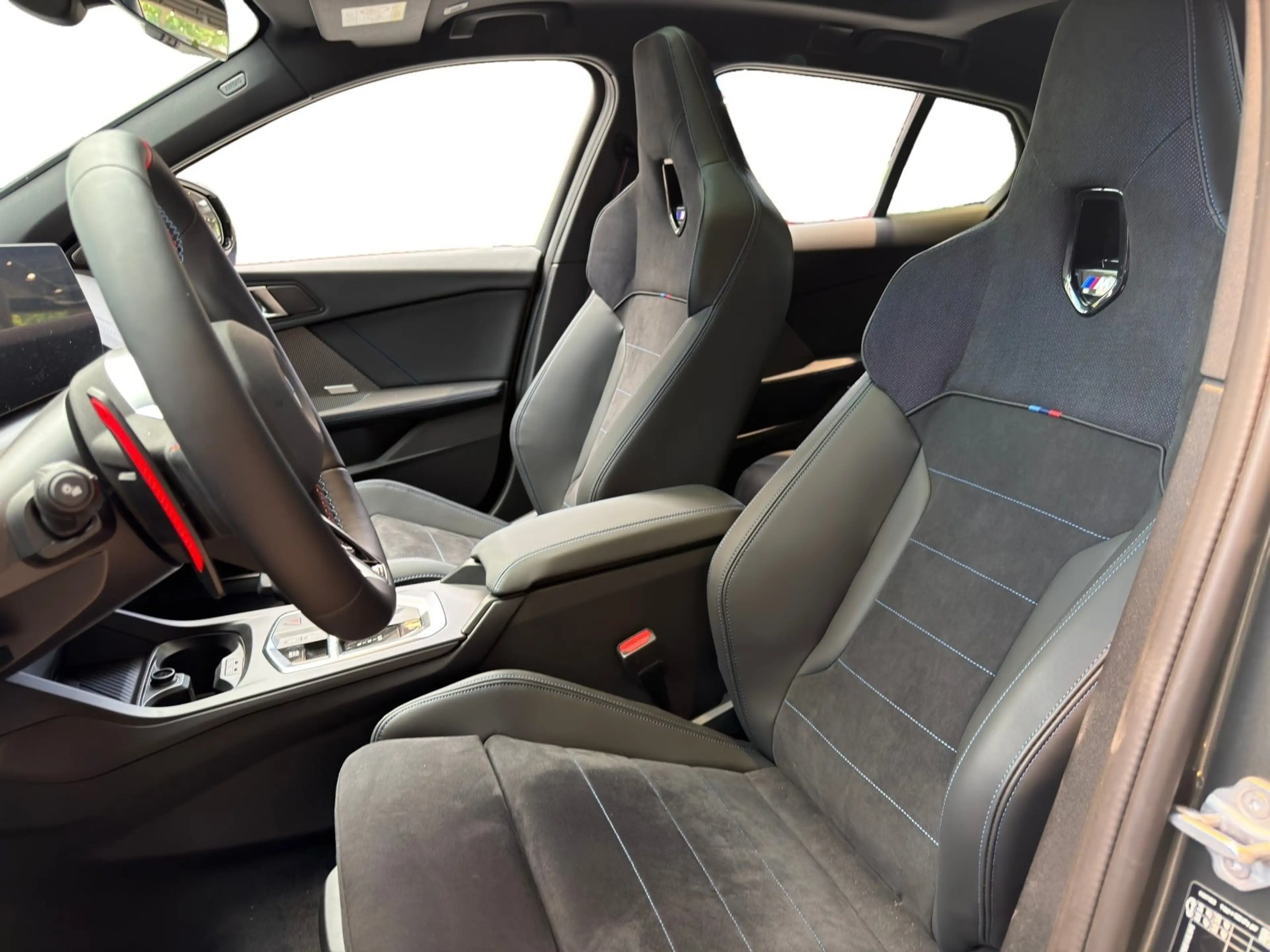 BMW 135 M135 xDrive — photo 10