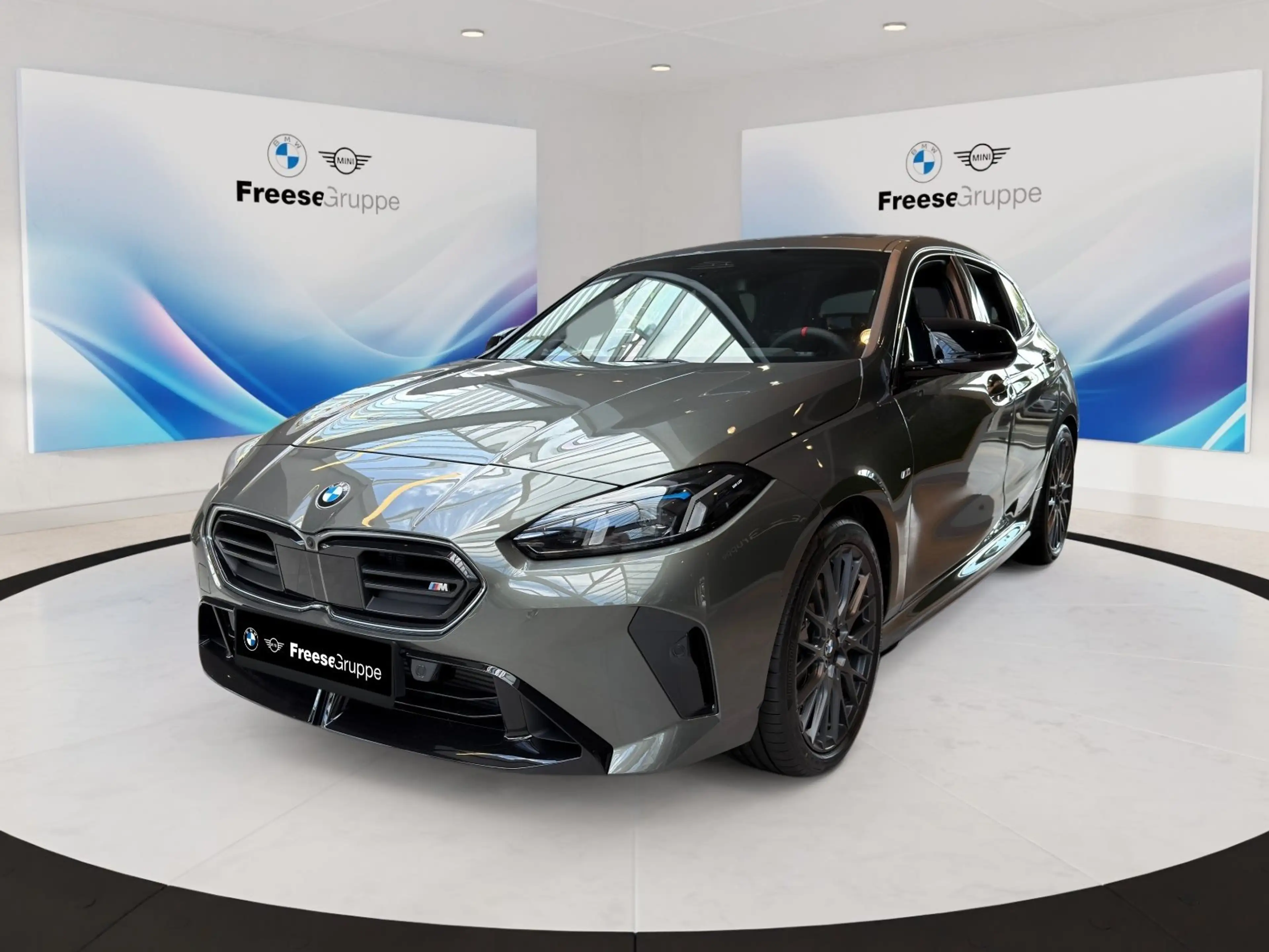 BMW 135 M135 xDrive — photo 3