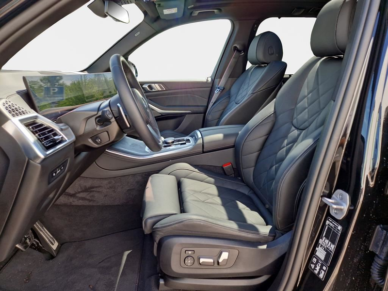 BMW X5 M Sport Pro — photo 9