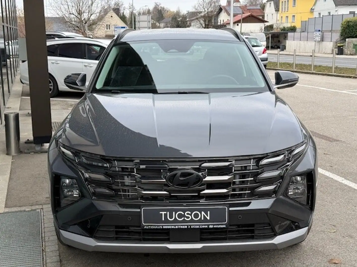 Hyundai TUCSON Tucson 1,6 T-GDI HEV 2WD Go Aut. t6hg1-OO4 Grau - 2