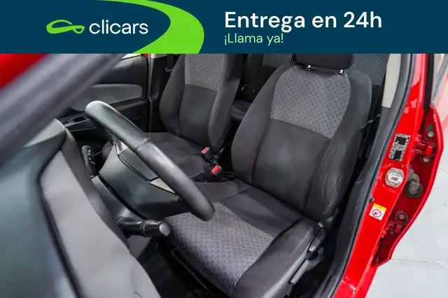 Toyota Yaris view 13