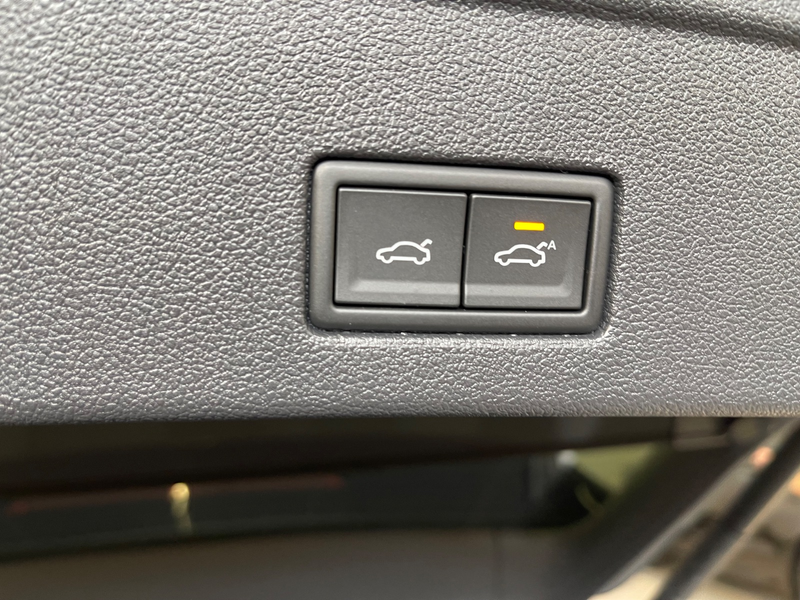 Volkswagen Touareg 3.0 TDI 4Motion R-Line Final Edition*Massage — photo 8