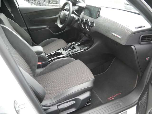 DS Automobiles DS 3 Crossback E-Tense Perfomance Line+ ACC