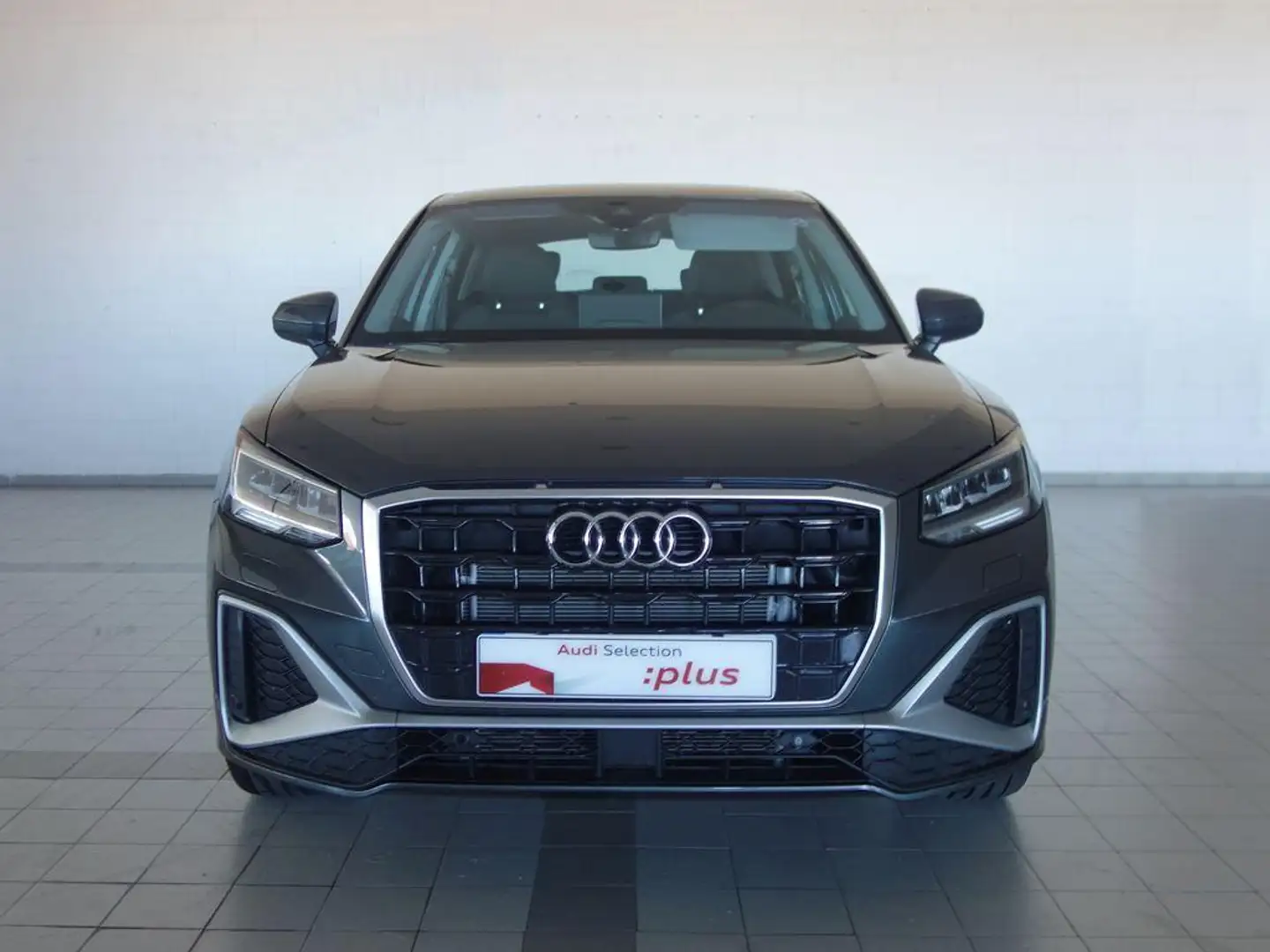 Audi Q2 30 TFSI S line 85kW Grau - 2
