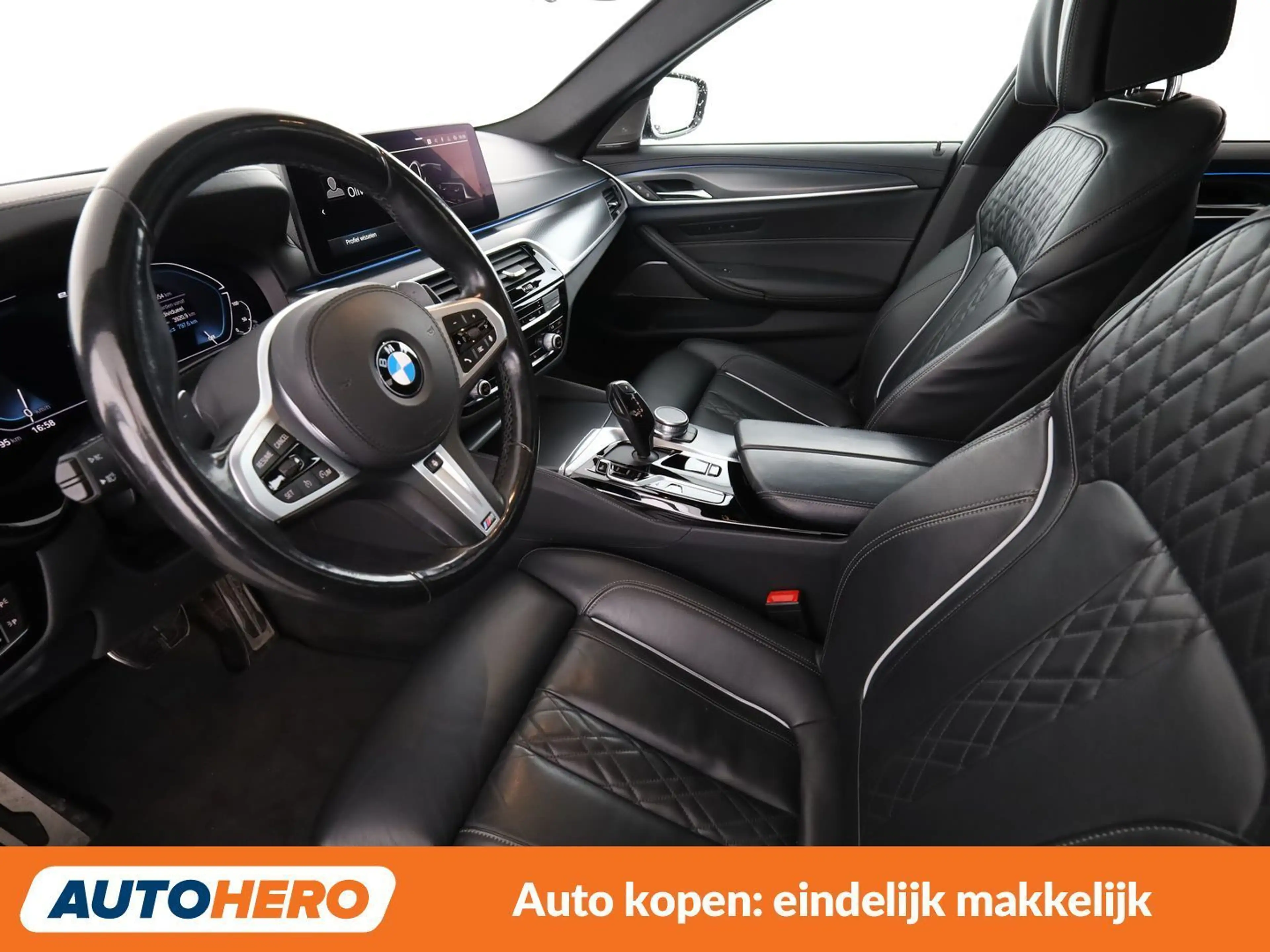 BMW 545 545e xDrive M Sport — photo 12