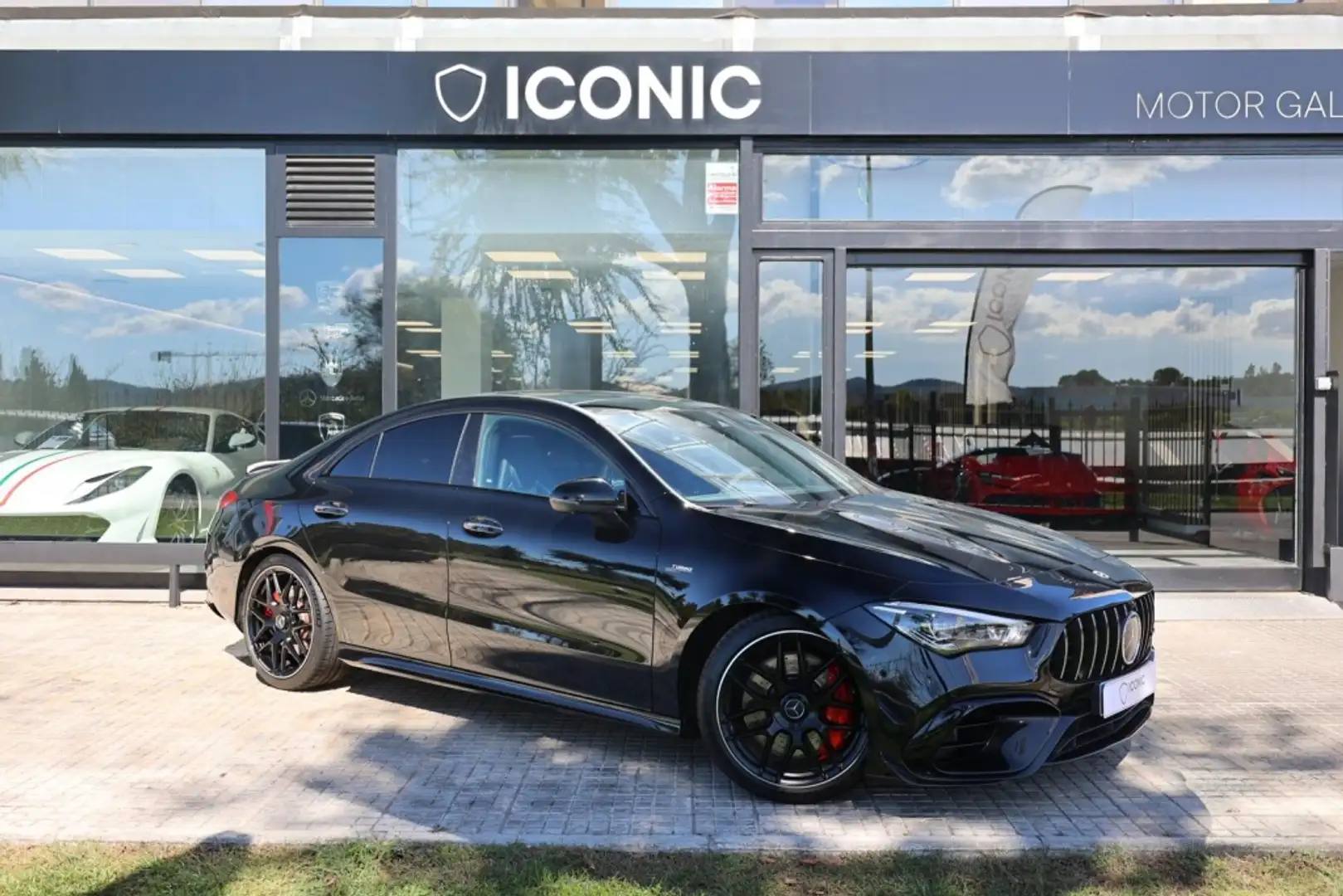 Mercedes-Benz CLA 45 AMG S 4Matic+ 8G-DCT Černá - 1