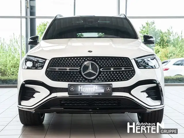 Mercedes-Benz GLE view 2