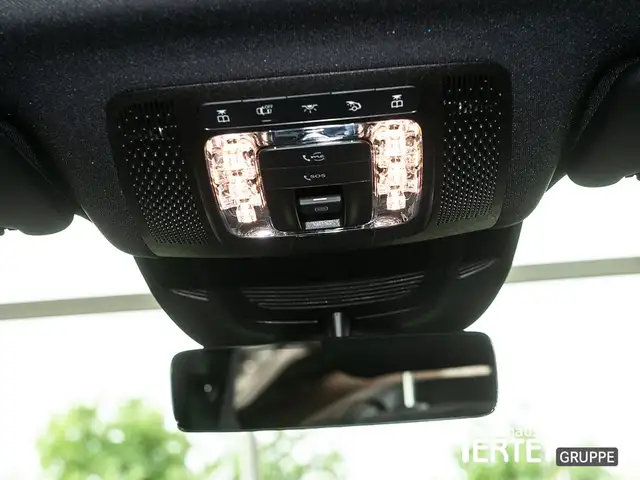 Mercedes-Benz GLE view 11