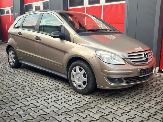 Mercedes-Benz B 170 B 170 (245.232)