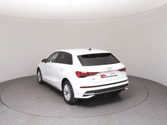 Audi A3 view 5