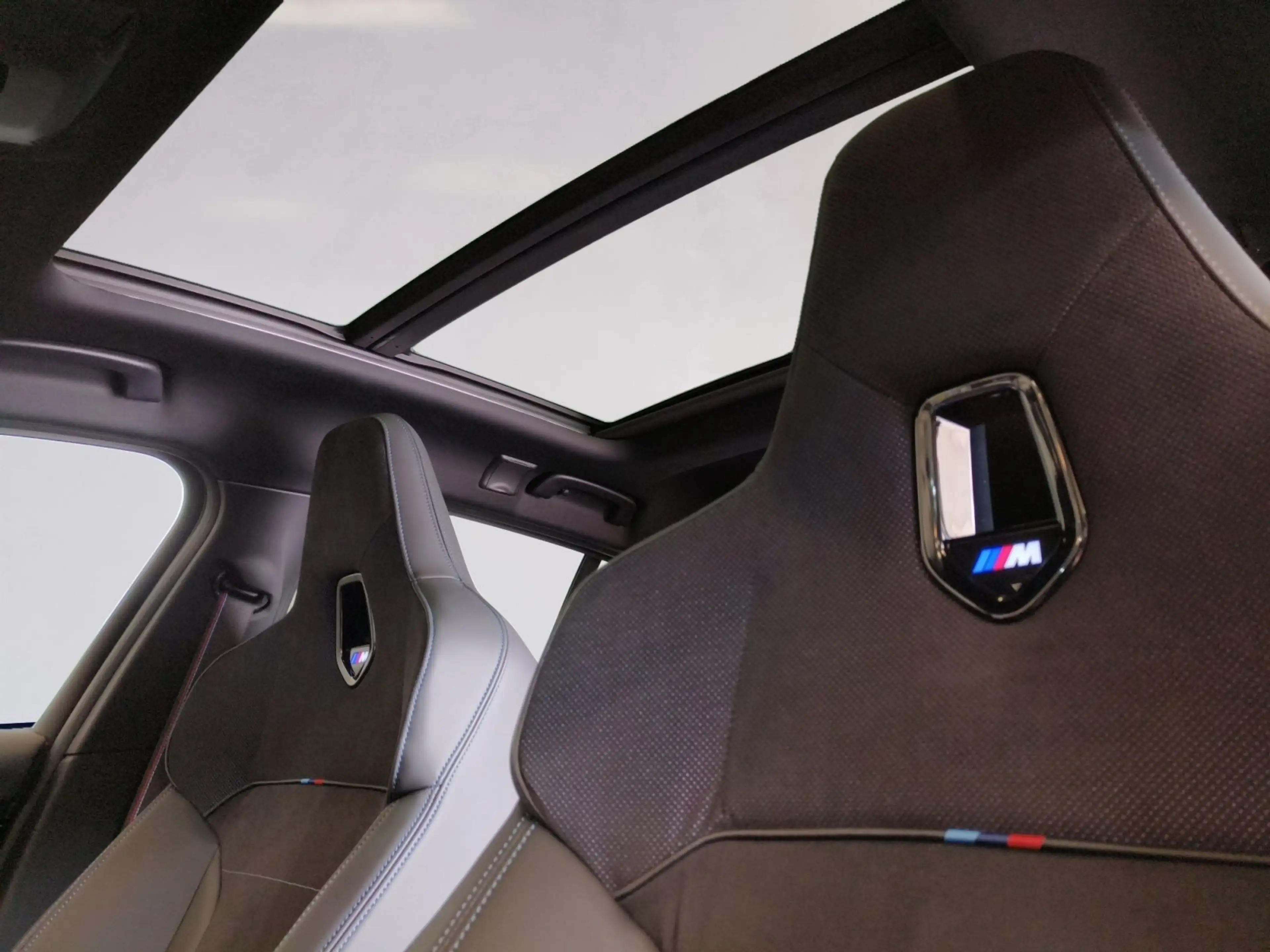 BMW 135 M135i xDrive — photo 10