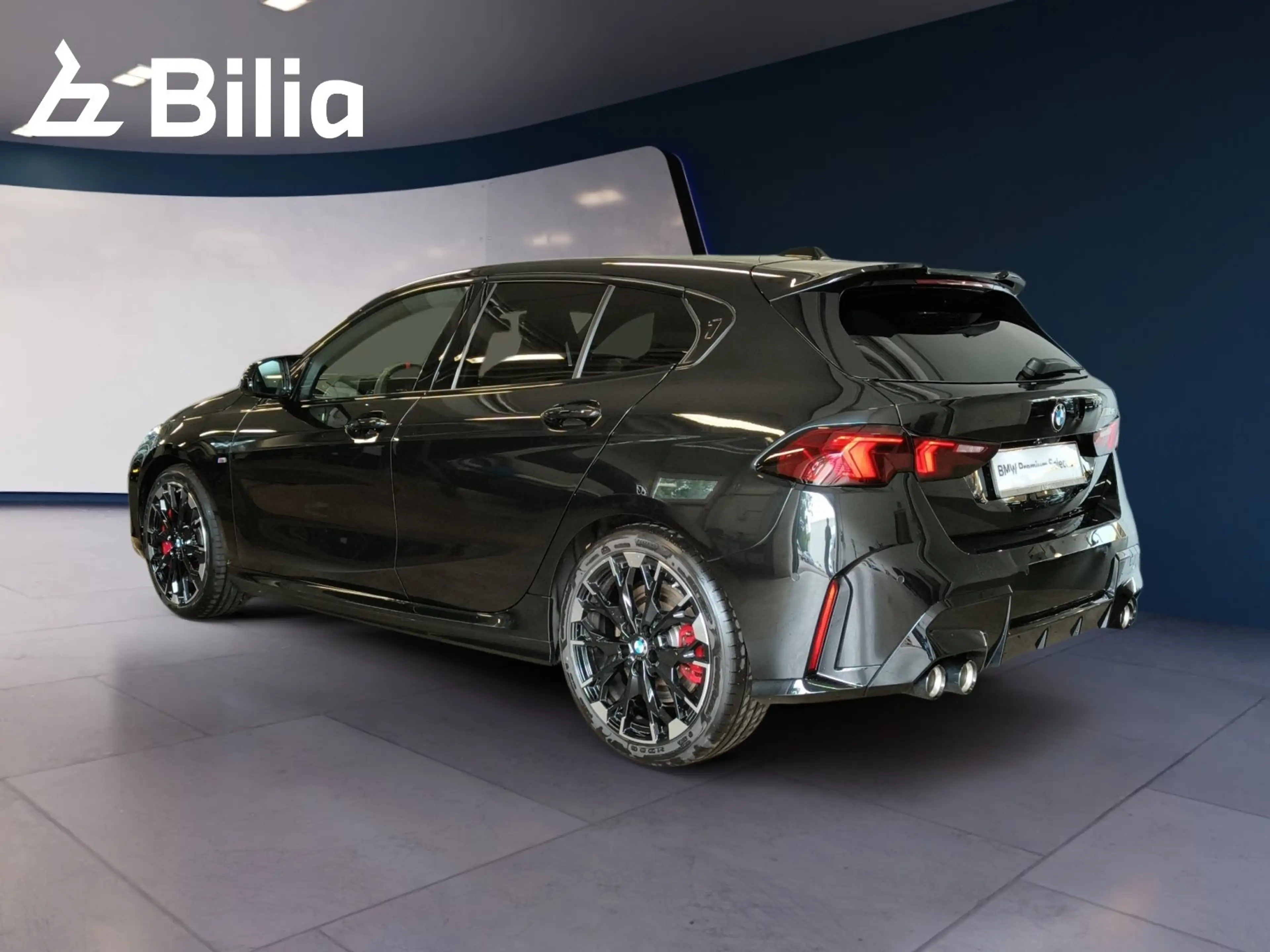 BMW 135 M135i xDrive — photo 4