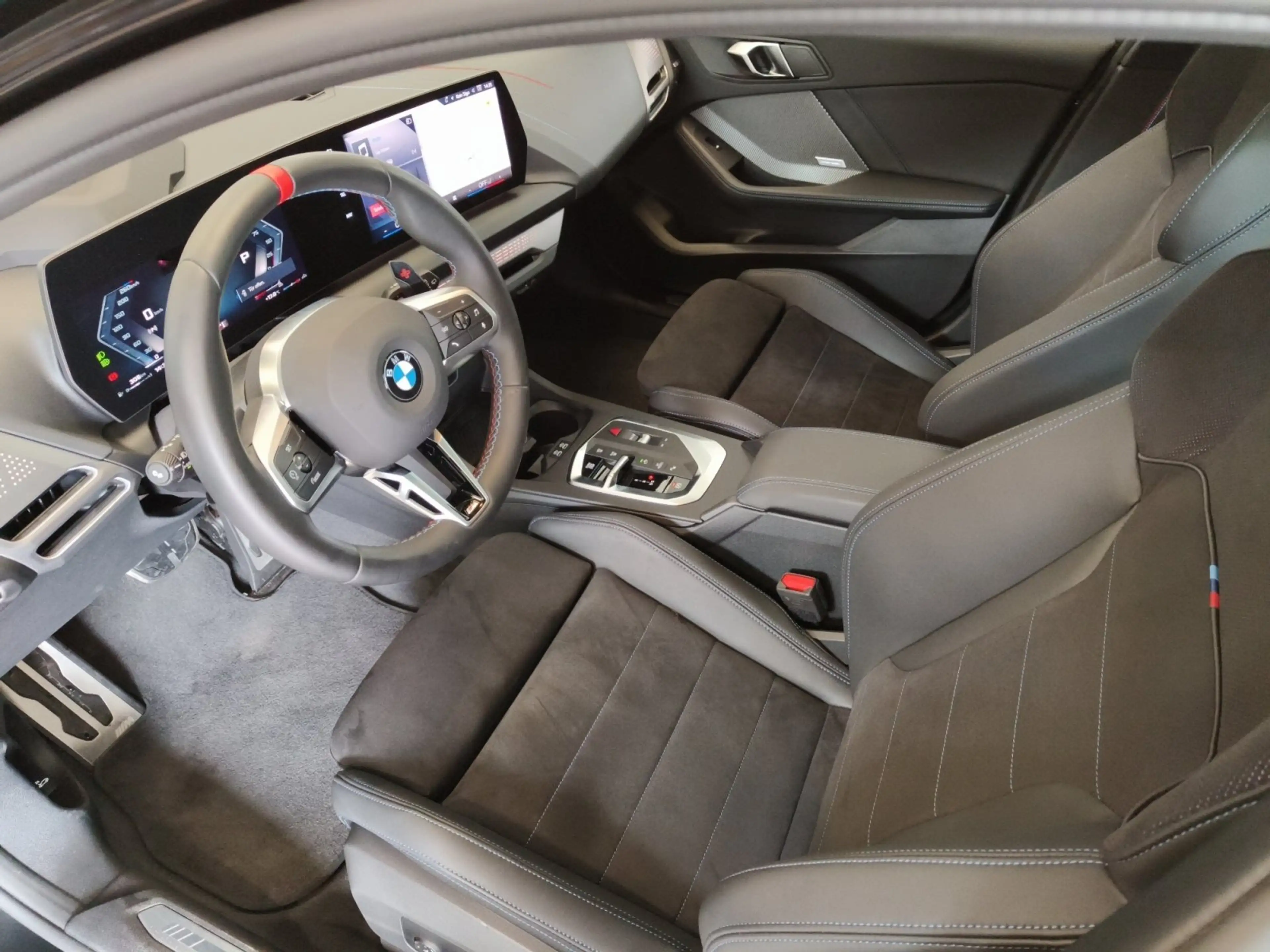BMW 135 M135i xDrive — photo 5