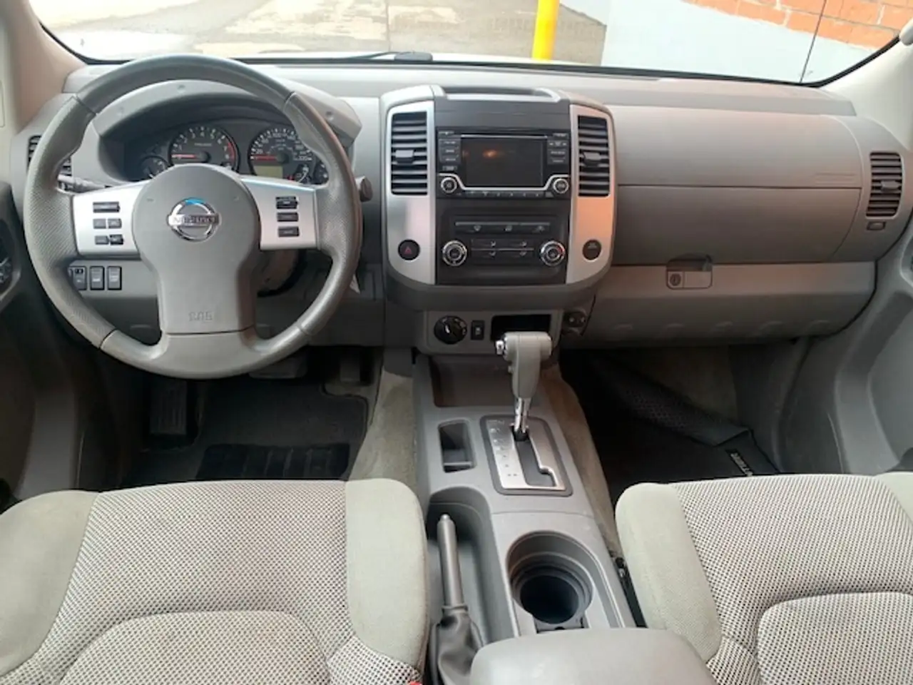 Nissan Frontier снимка Nissan Frontier