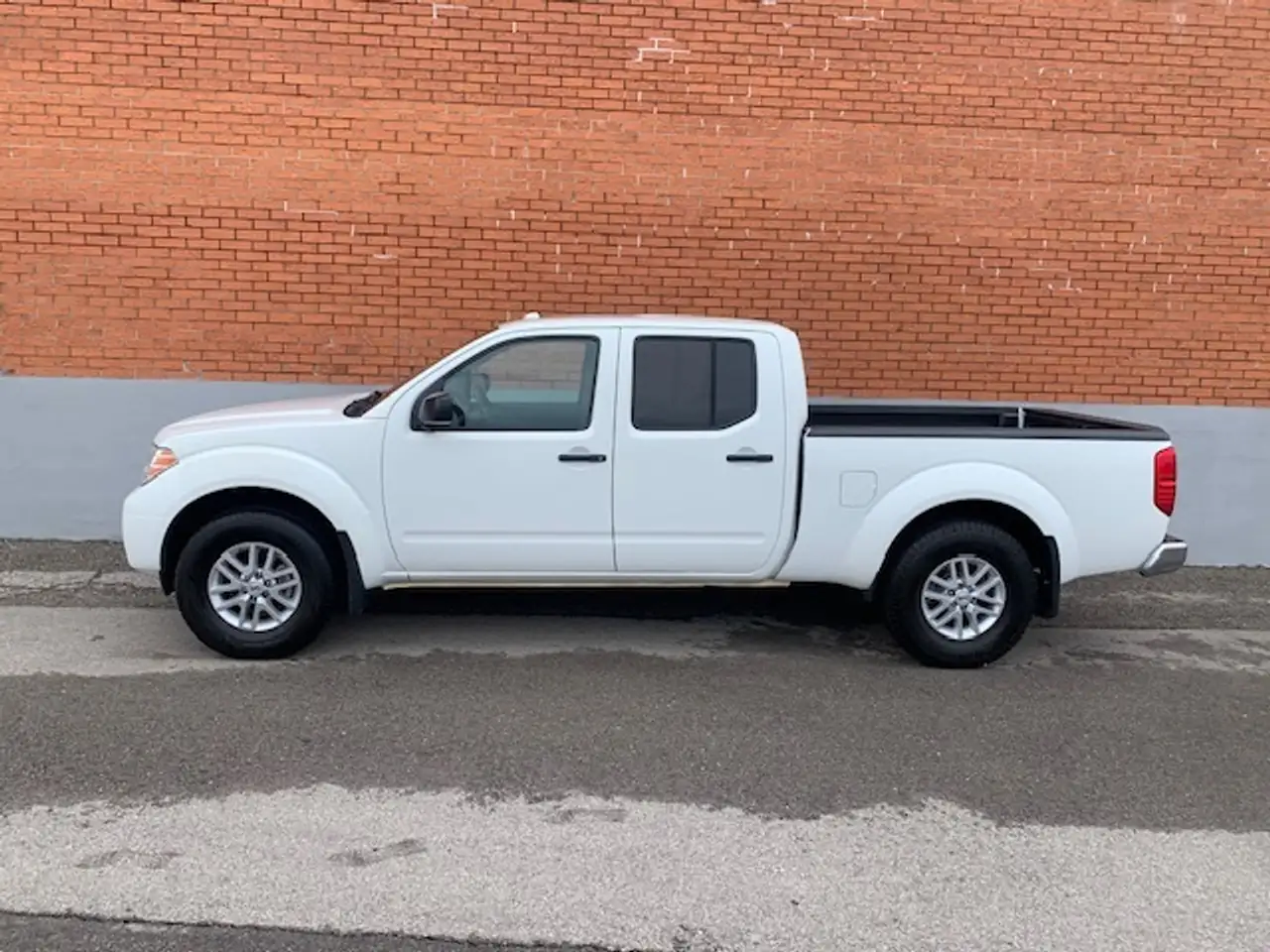 Nissan Frontier снимка Nissan Frontier