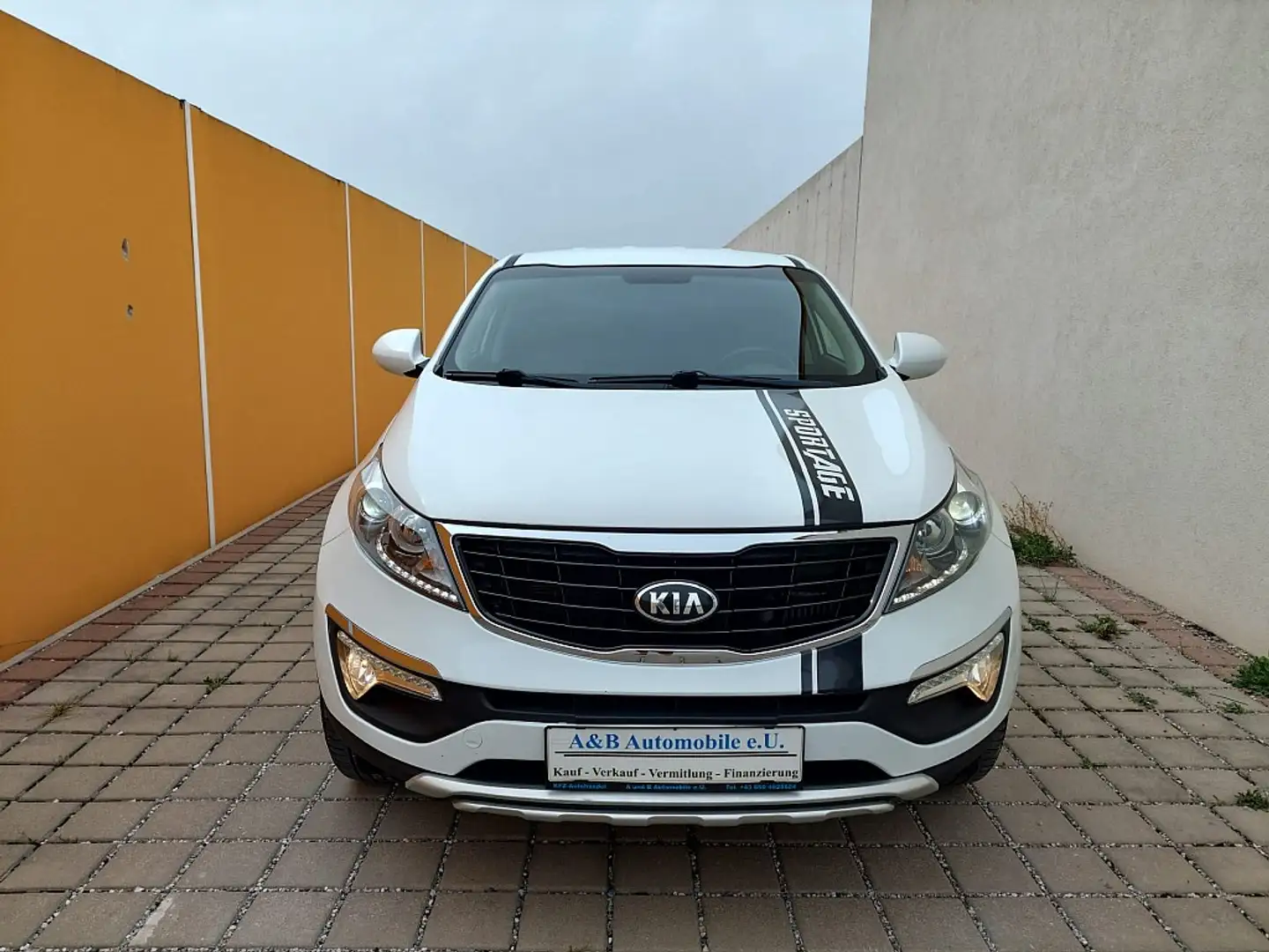 Kia Sportage Österreich Edition 1,7 CRDi 2WD Erster Besitz Weiß - 2