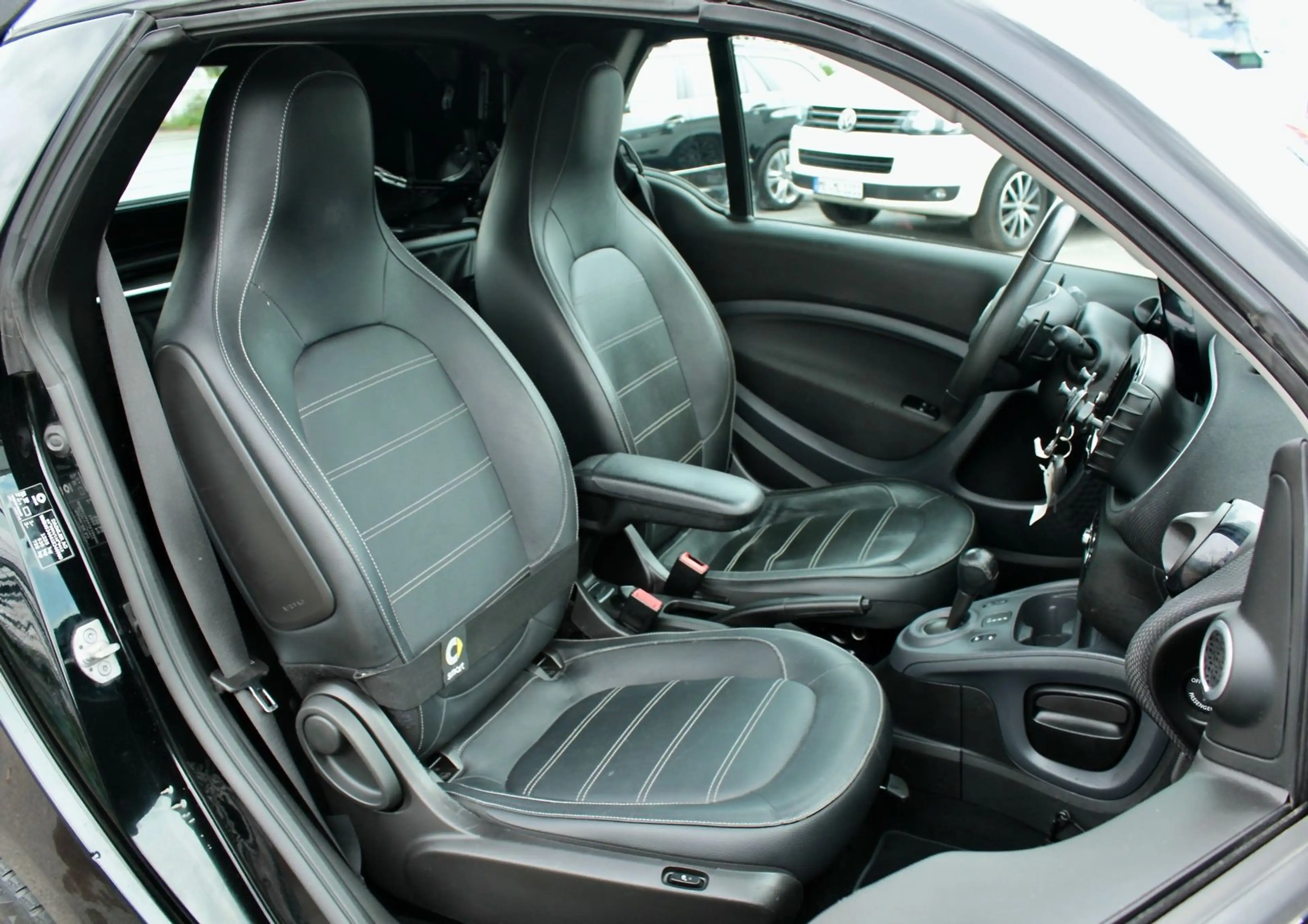 smart forTwo Cabrio Aut 117PS/BRABUS/LEDER/NAVI/KAMERA — photo 13