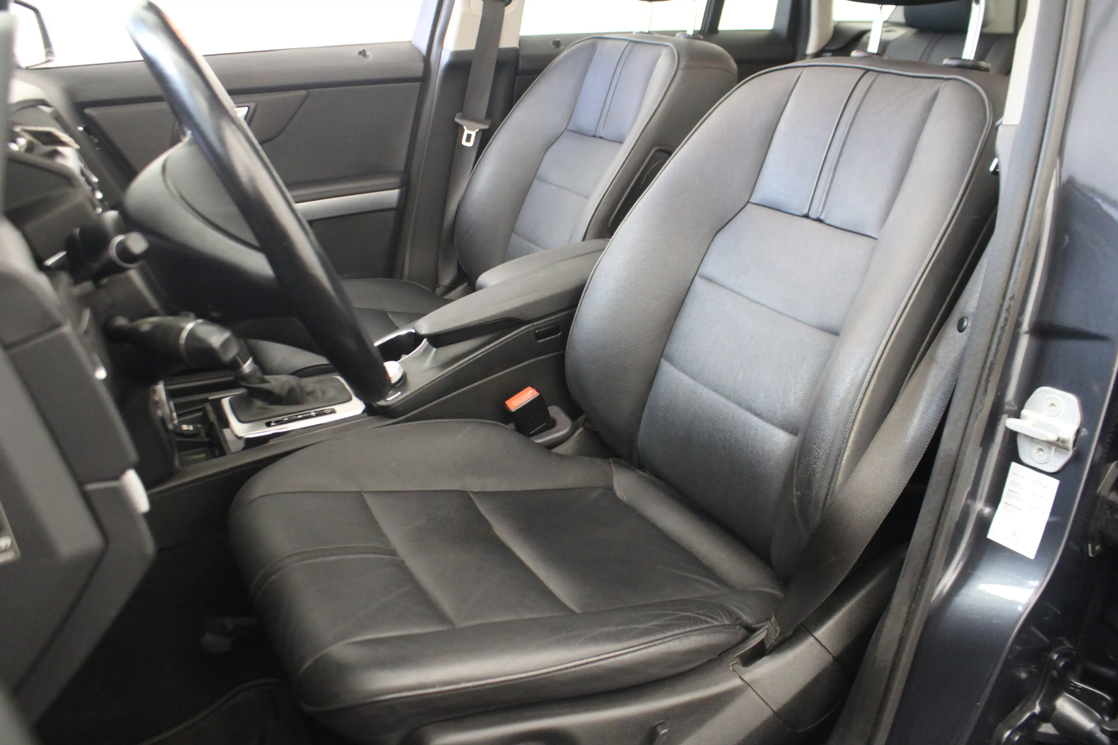 Mercedes-Benz GLK 280 4-Matic youngtimer — photo 12