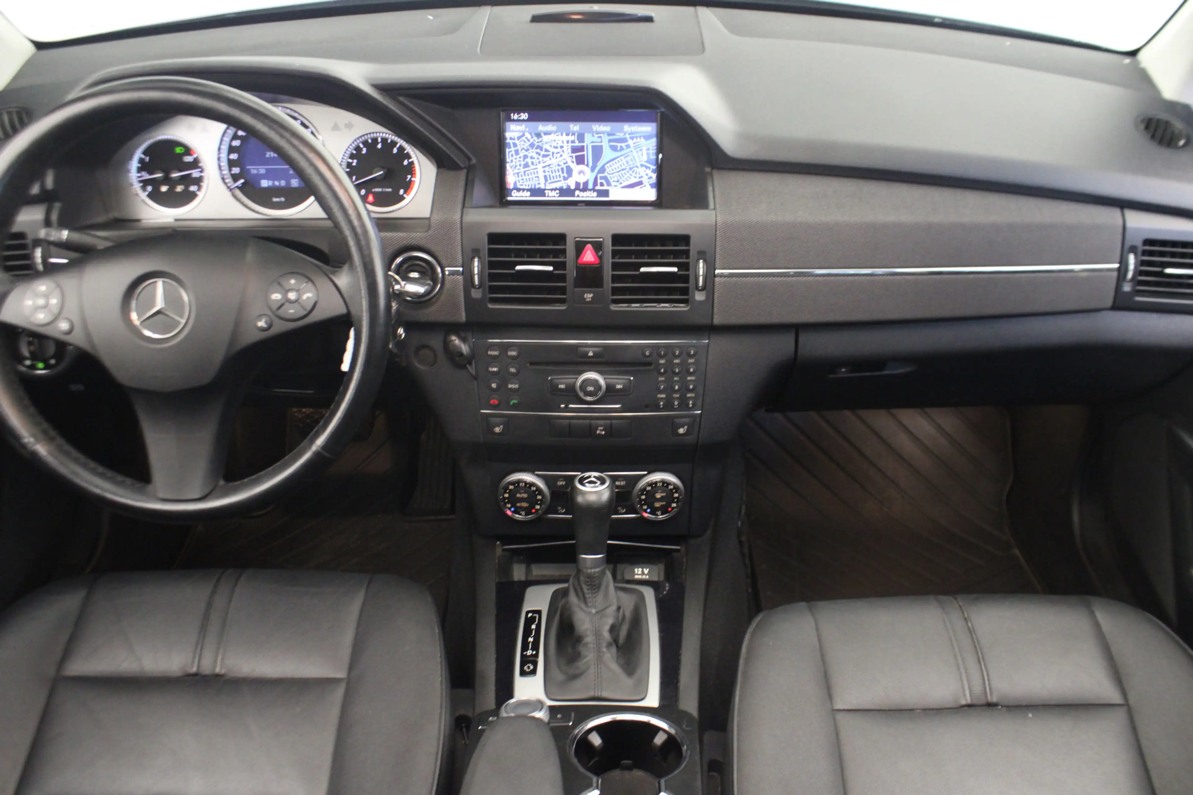 Mercedes-Benz GLK 280 4-Matic youngtimer — photo 8