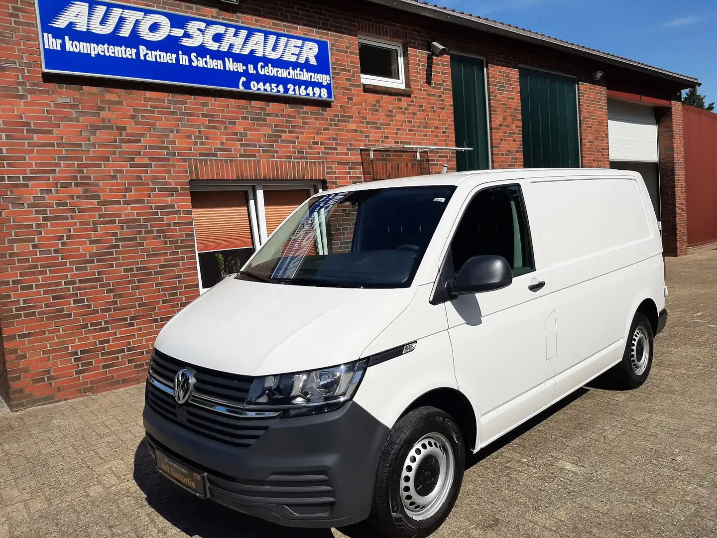 Volkswagen T6 Transporter 150 PS Autom., Klima, PDC,1-Hand Weiß - 1