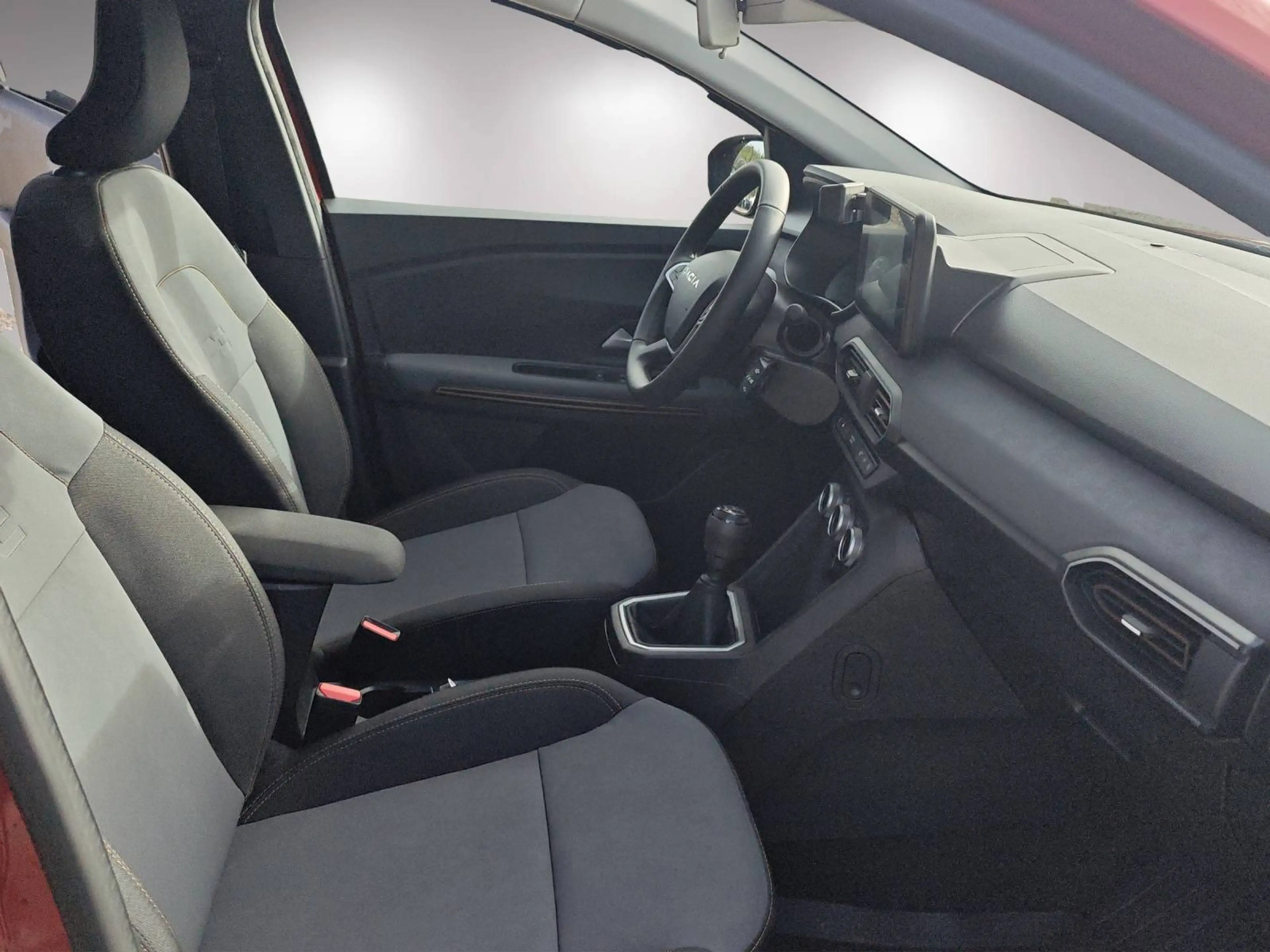 Dacia Jogger Extreme TCe 110 — photo 15