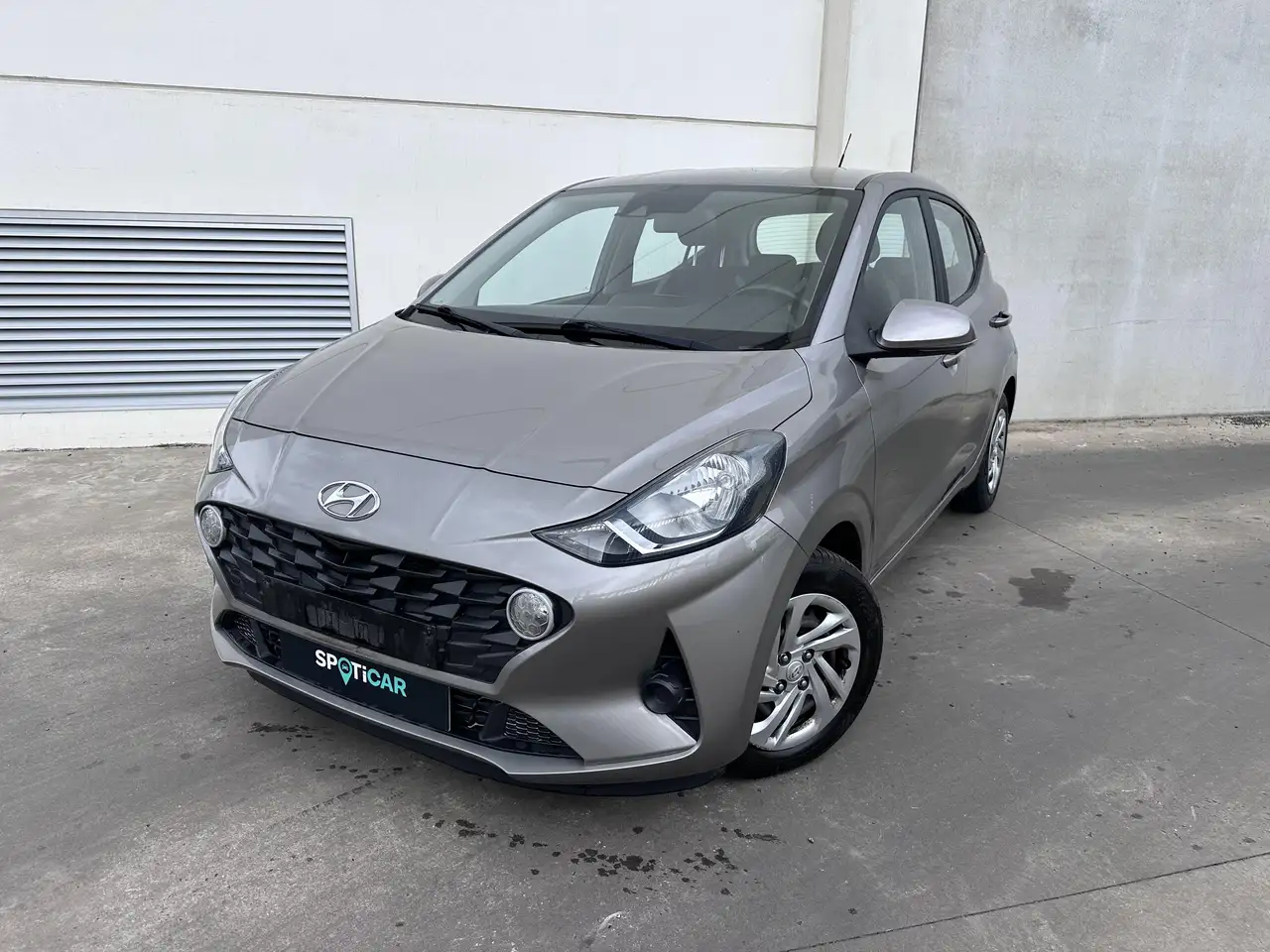 Hyundai i10 1.2 BENZINE 84 PK