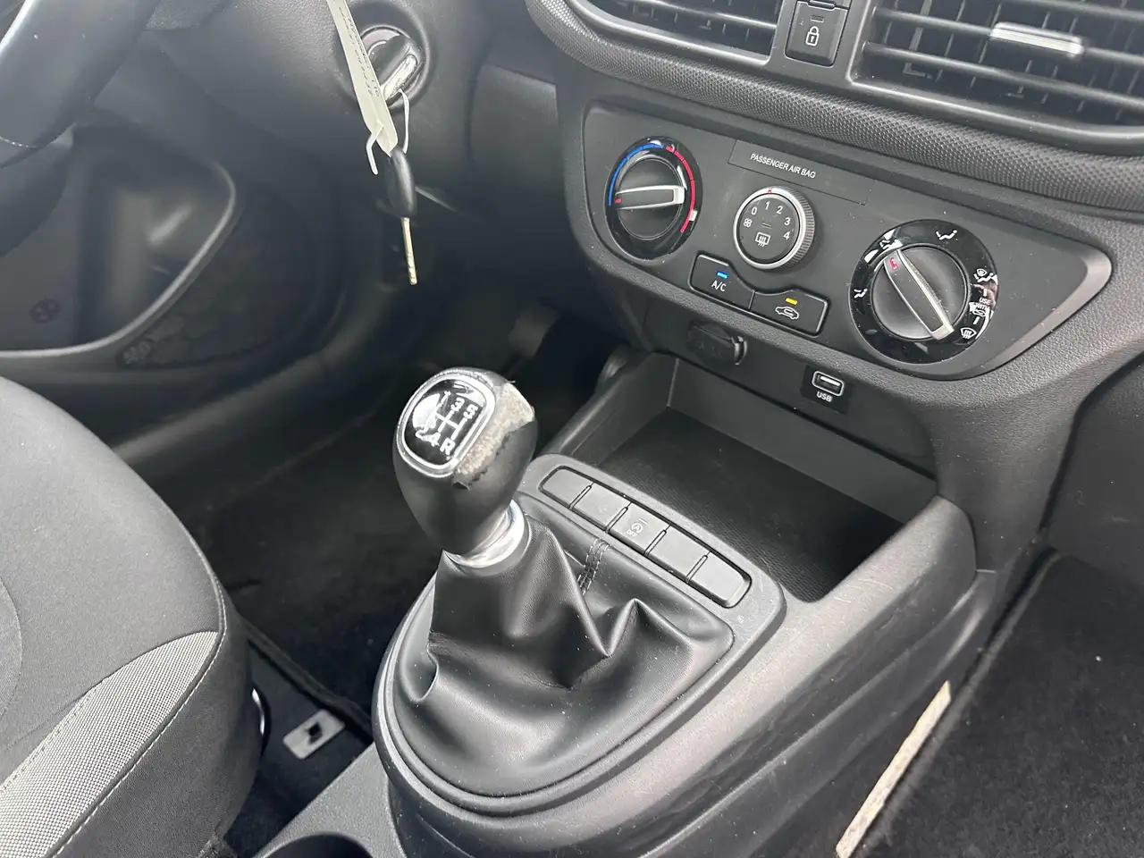 Hyundai i10 1.2 BENZINE 84 PK, миниатюра 4
