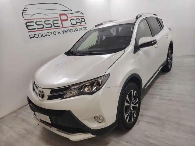 Toyota Autres RAV 4 MY23 RAV4 2.2 D-CAT A/T 4WD Lounge White Ed.