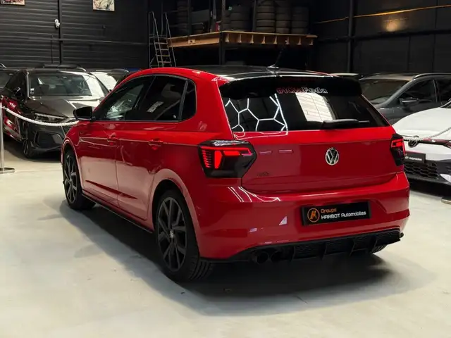 Volkswagen Polo view 4