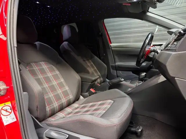 Volkswagen Polo view 12
