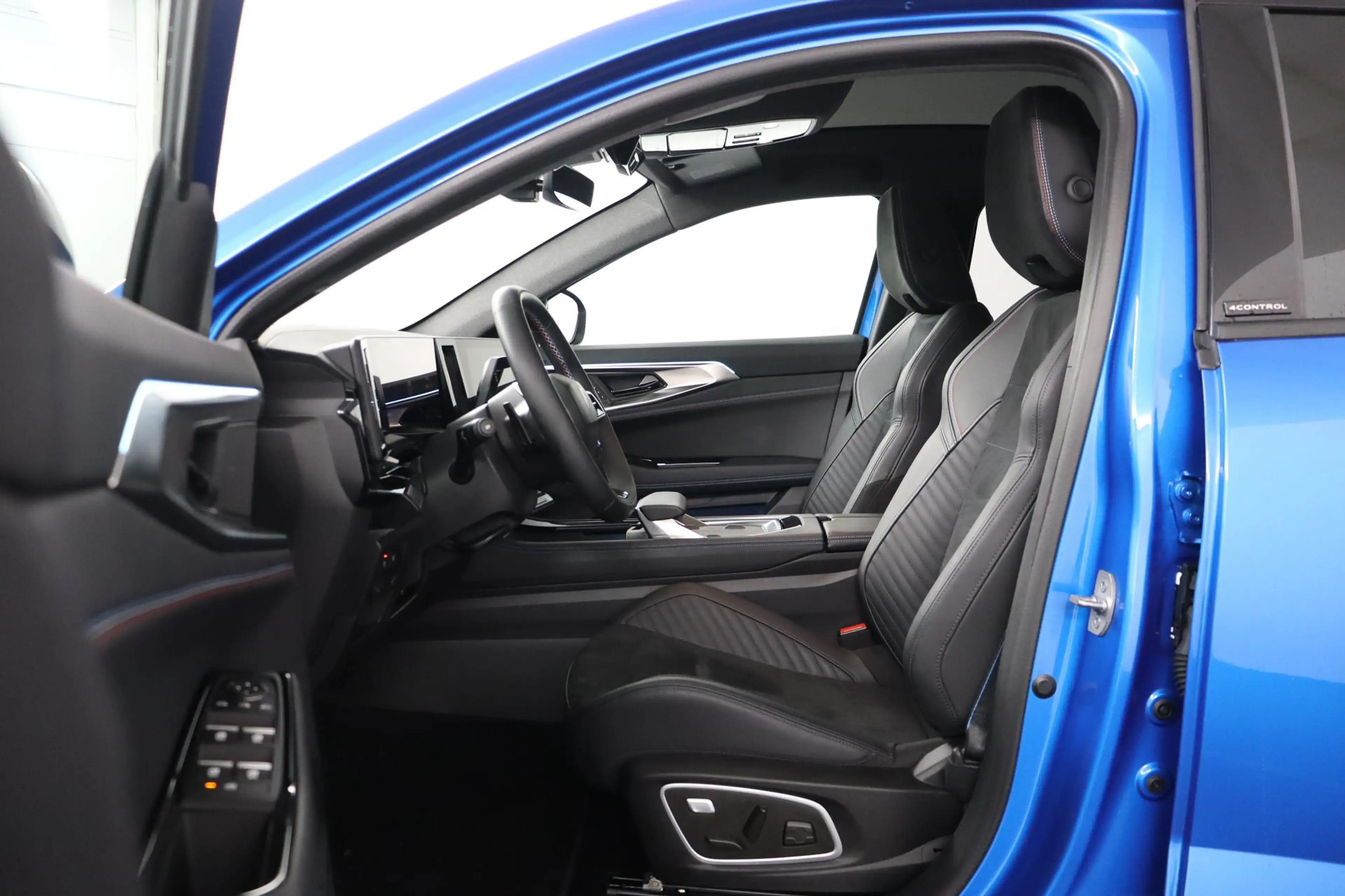 Renault Rafale esprit Alpine E-Tech full hybrid 200 | Panoramadak — photo 14