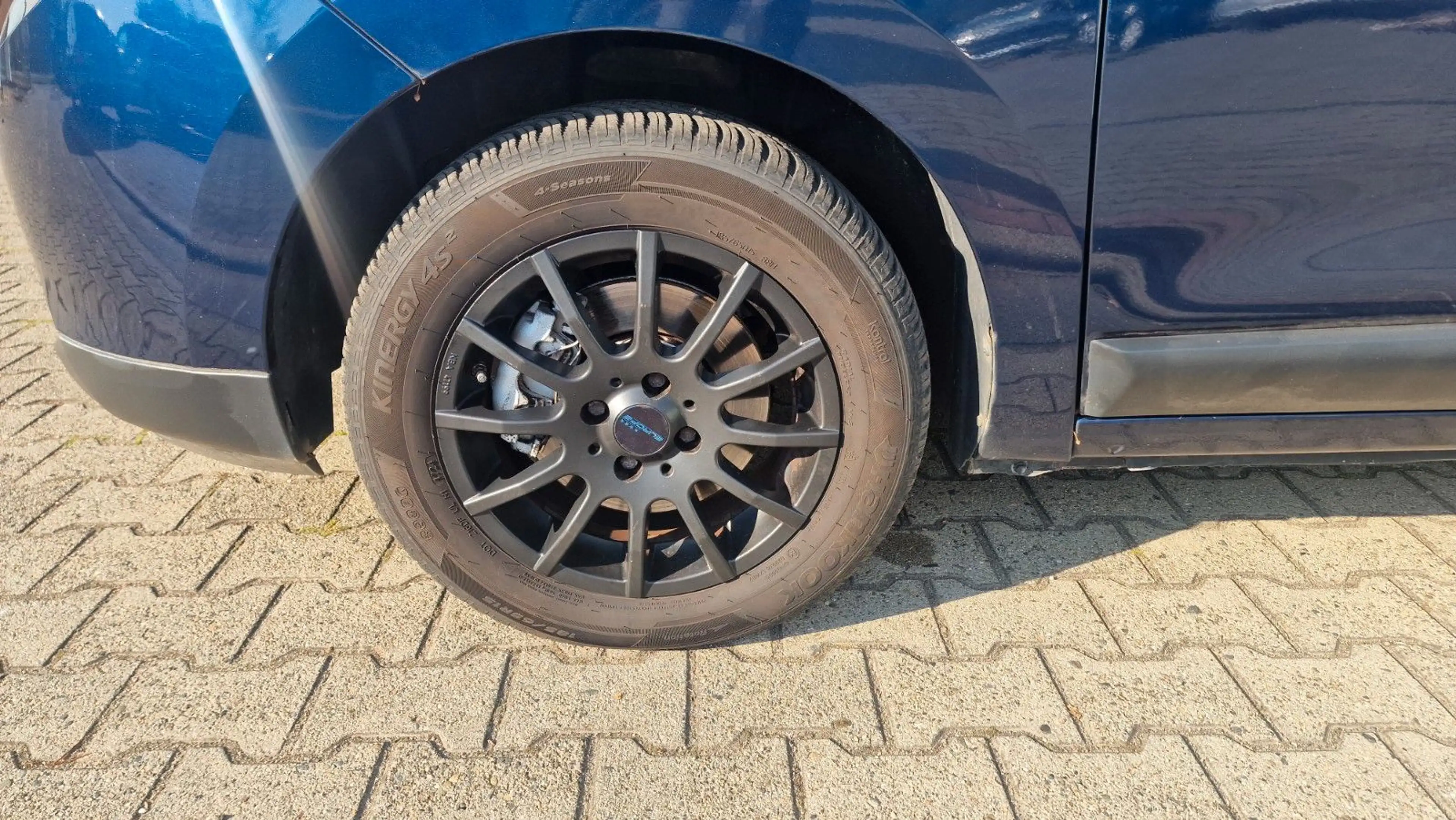 Dacia Lodgy Laureate Navi M+S PDC 5 Sitzer Klima — photo 12