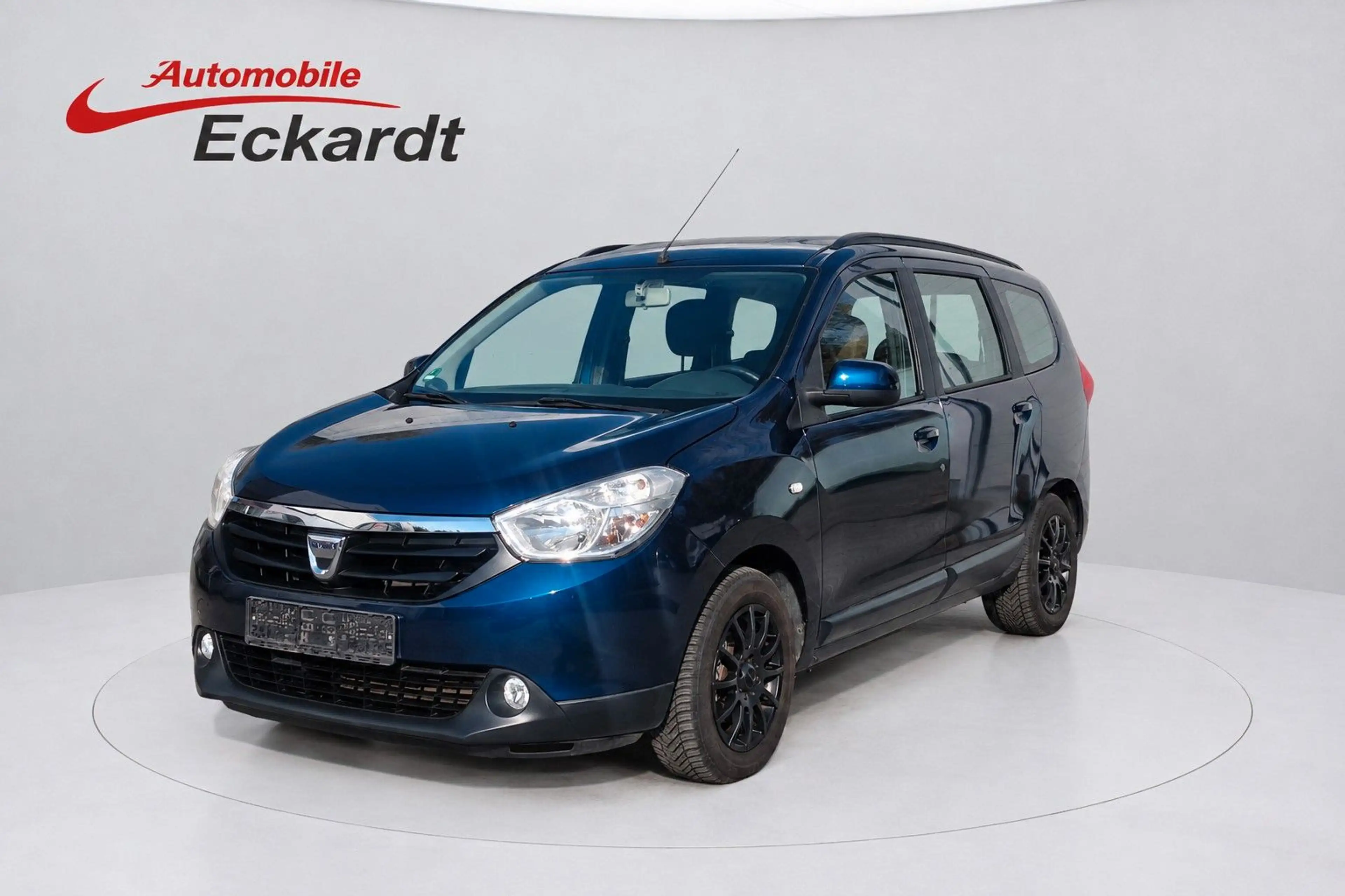 Dacia Lodgy Laureate Navi M+S PDC 5 Sitzer Klima