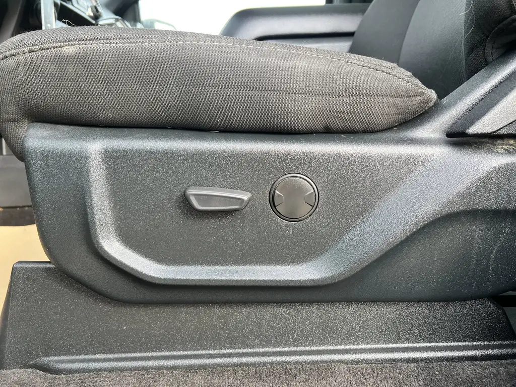 2020 Ford F-150 SuperCrew XLT SuperCrew 145 | Sport Pkg | FX4 Pkg | SYNC 3 — photo 8