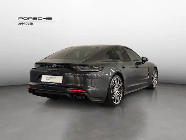 Porsche Panamera view 5
