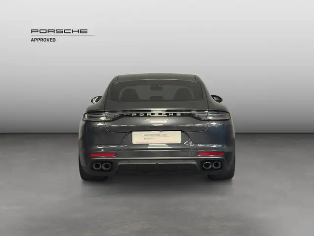 Porsche Panamera view 4
