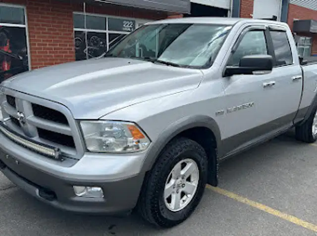 Dodge RAM 1500 5,7L V8 HEMI 395 BVA - 19900€