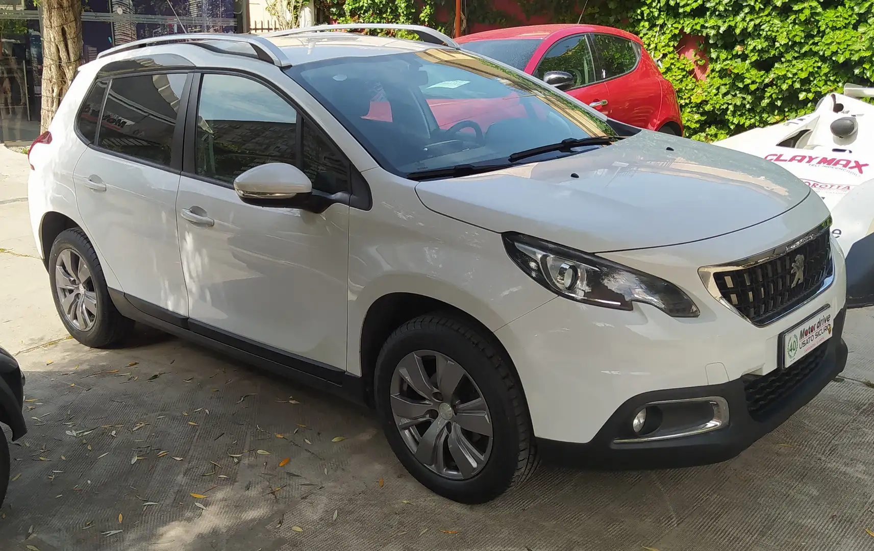 Peugeot 2008 2008 1.6 bluehdi Active 100cv my16 Weiß - 1