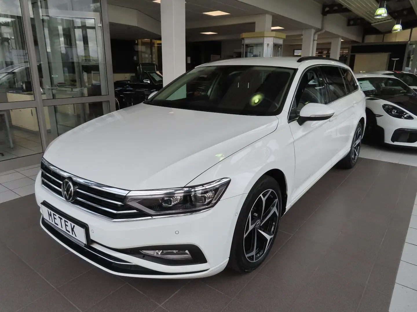 Volkswagen Passat Variant Business 4Motion LED NAVI Blanc - 1