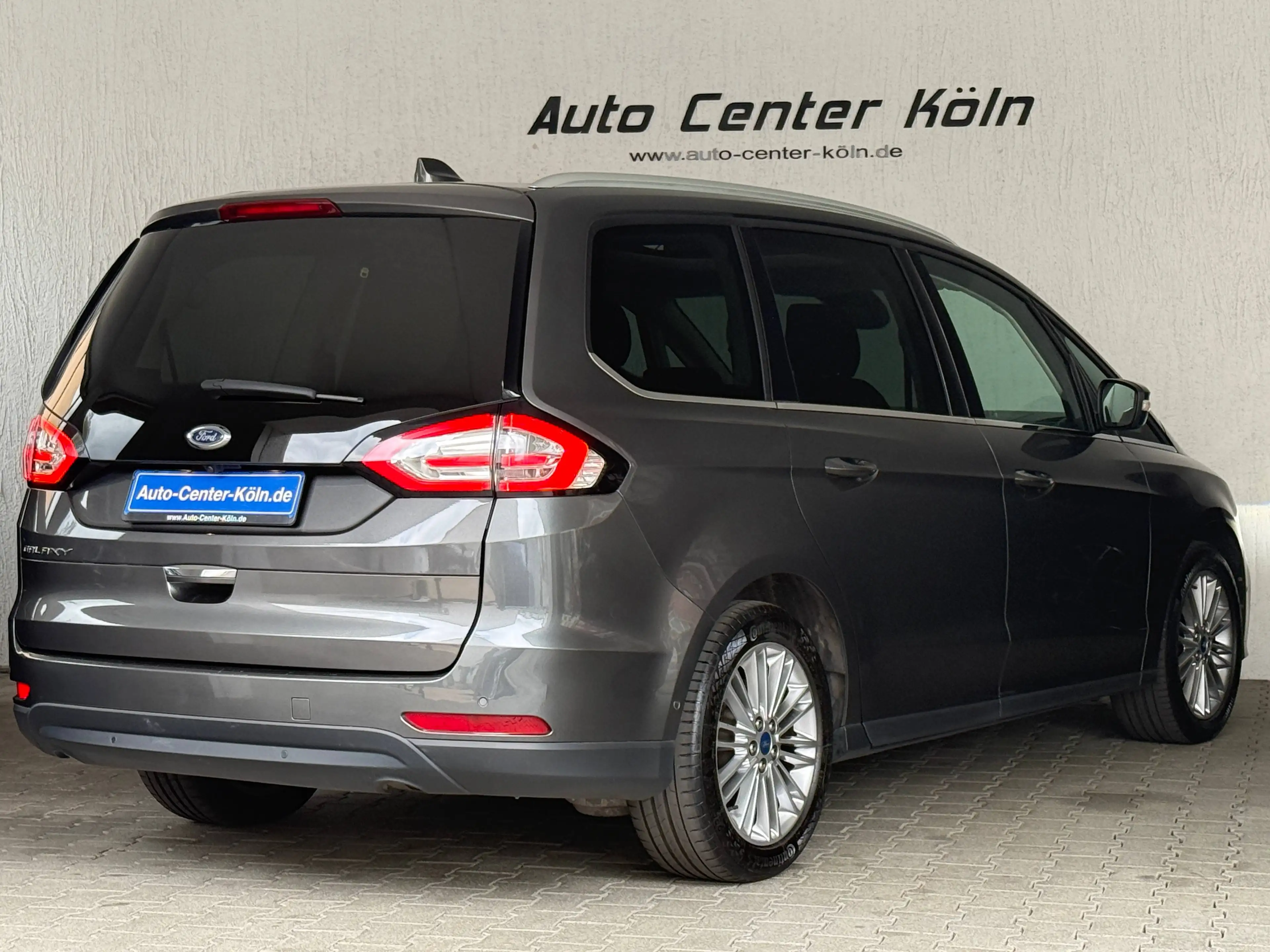 Ford Galaxy 2.0 EcoBlue Titanium — photo 5