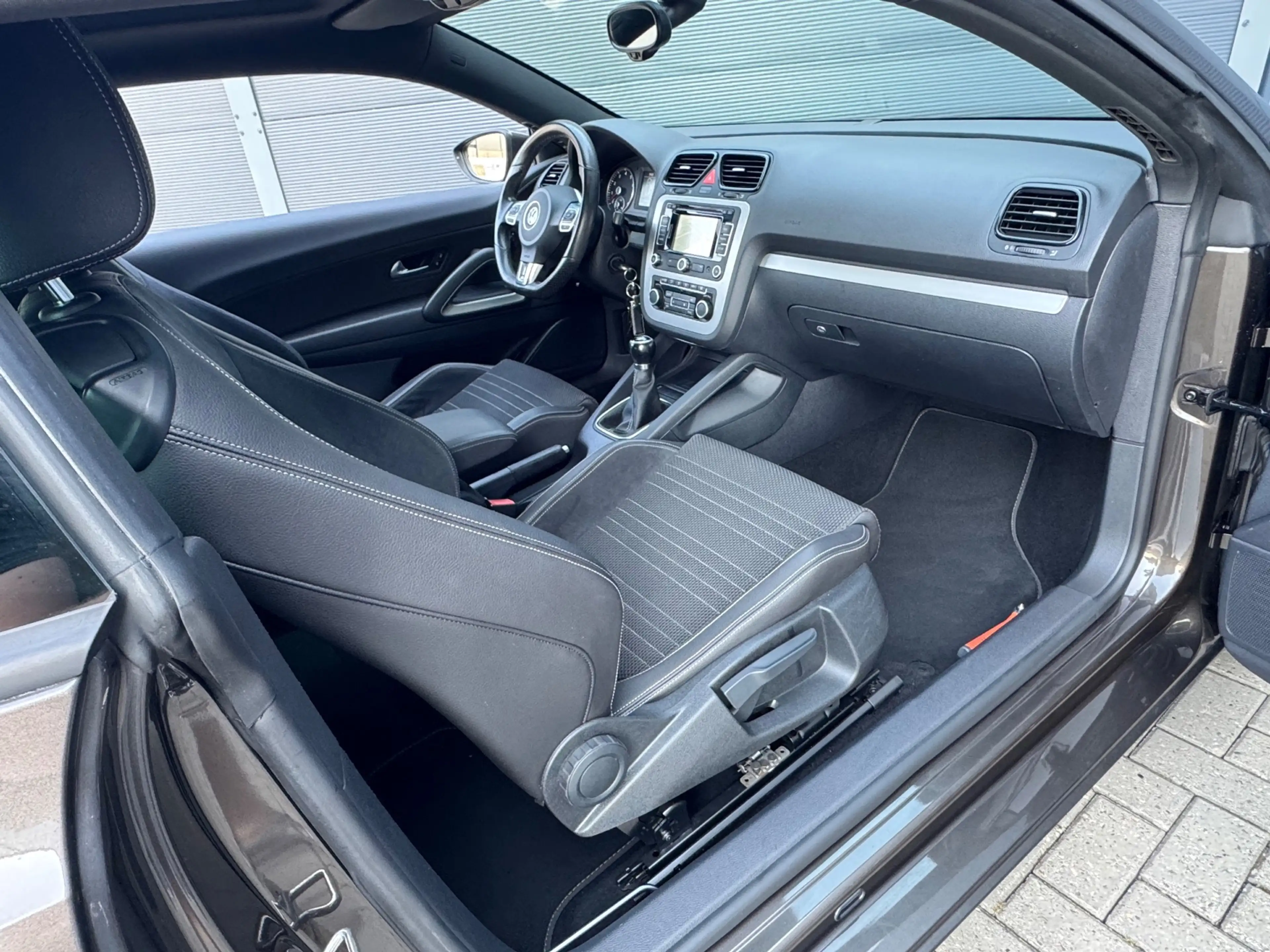 Volkswagen Scirocco 1.4 TSI Highline / Navi / Nap / Pano — photo 15