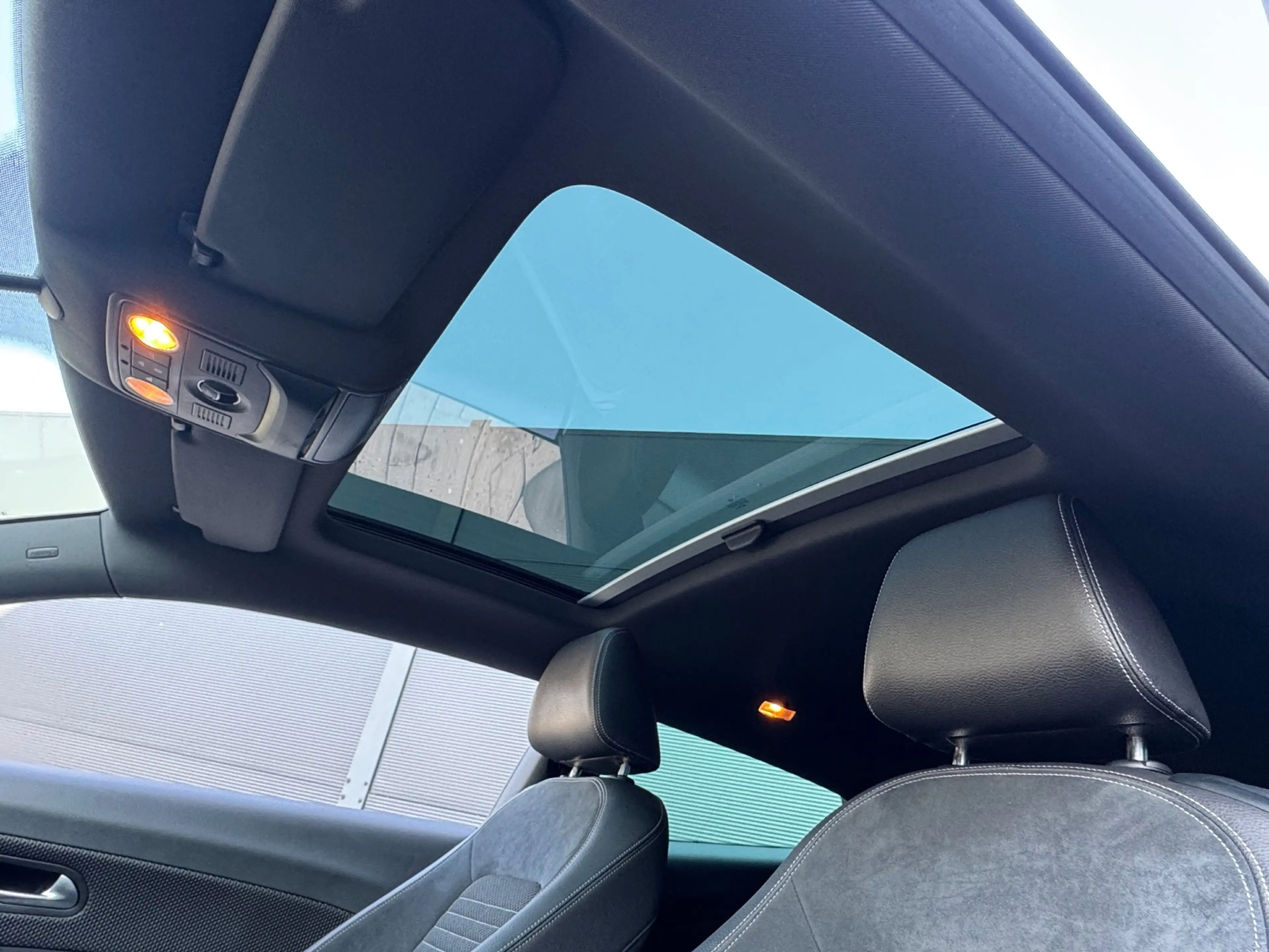 Volkswagen Scirocco 1.4 TSI Highline / Navi / Nap / Pano — photo 12