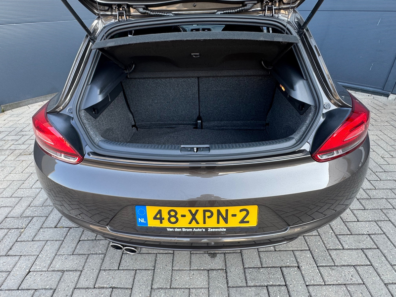 Volkswagen Scirocco 1.4 TSI Highline / Navi / Nap / Pano — photo 16