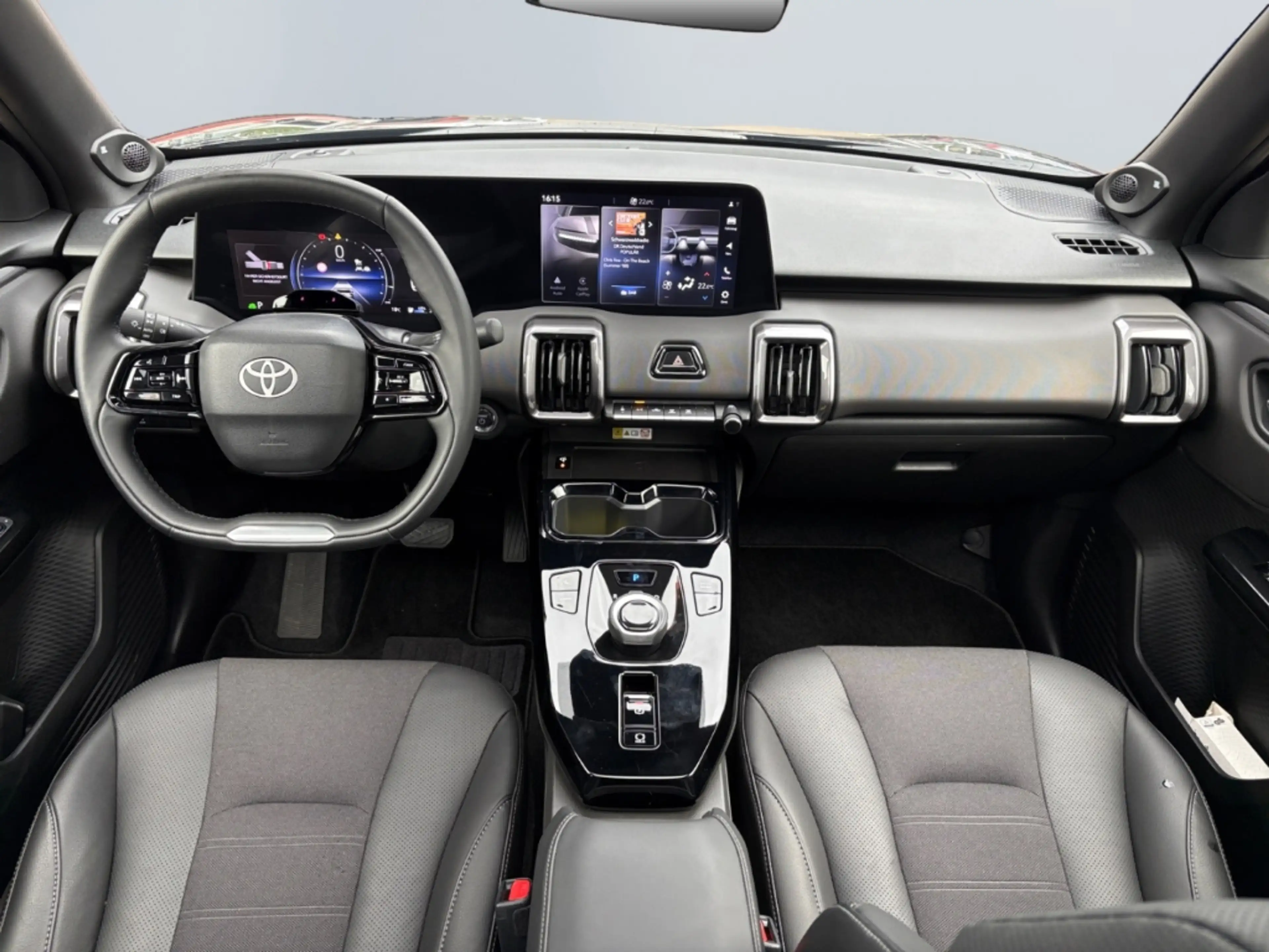 Toyota Urban Cruiser (61 kWh) Lounge *360°*JBL*Pano*ACC* — photo 11