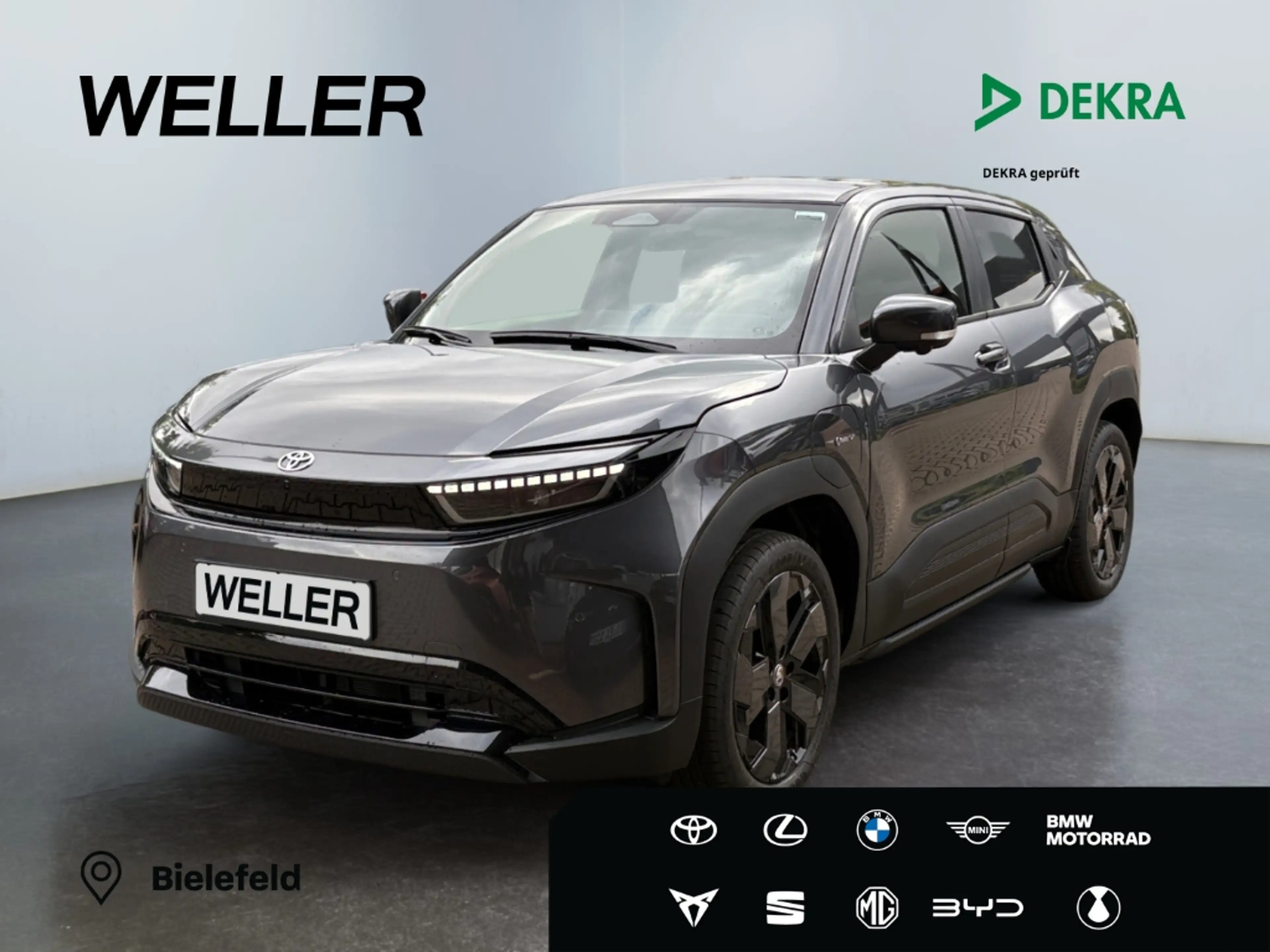 Toyota Urban Cruiser (61 kWh) Lounge *360°*JBL*Pano*ACC*