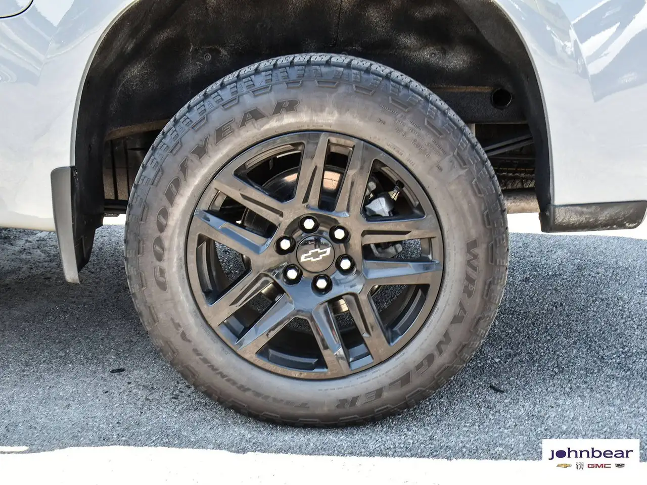 Chevrolet Silverado 1500 photo Chevrolet Silverado 1500