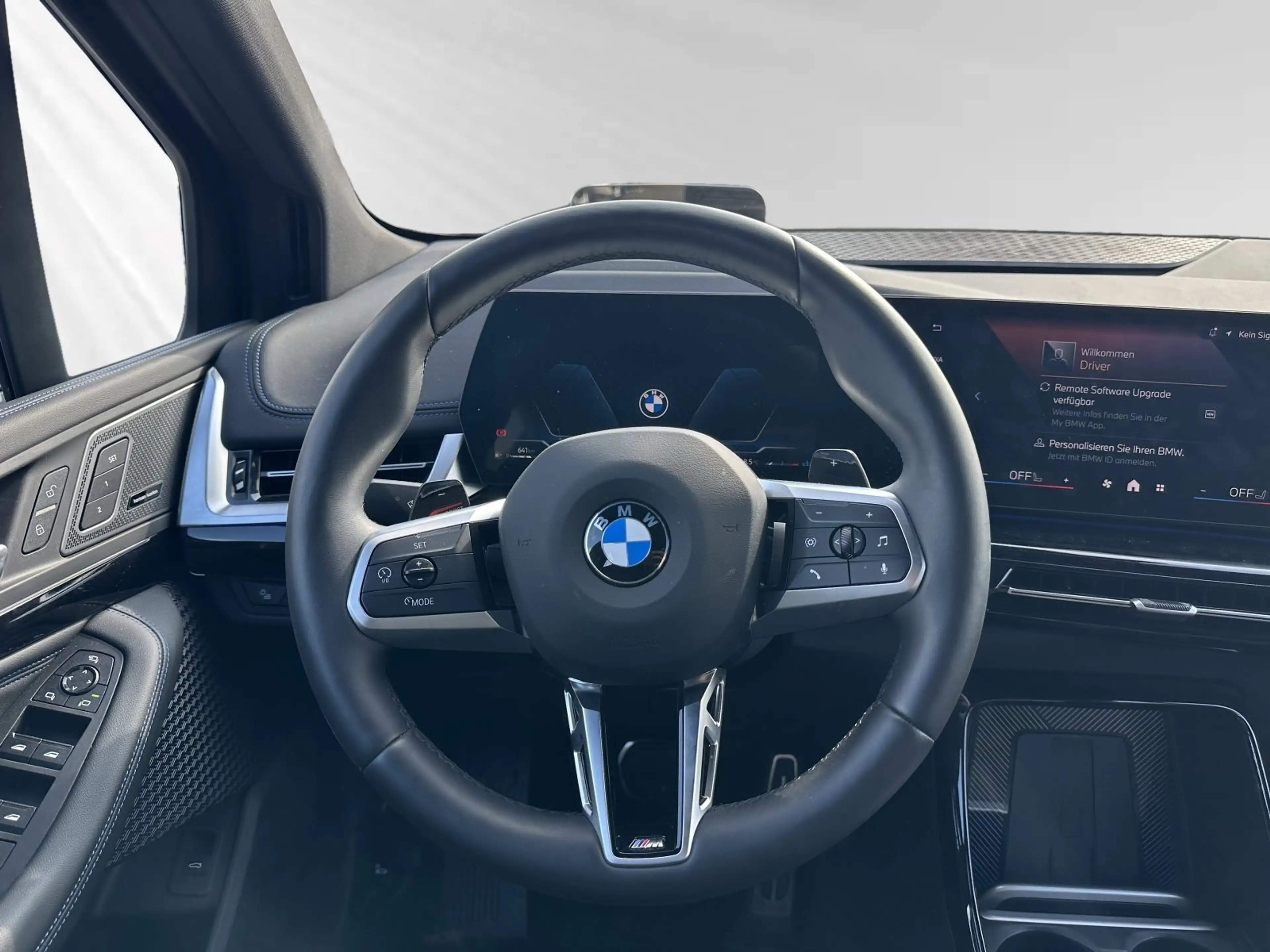 BMW 223 i xDrive Active Tourer M Sport|AHK|Pano|HUD — photo 11
