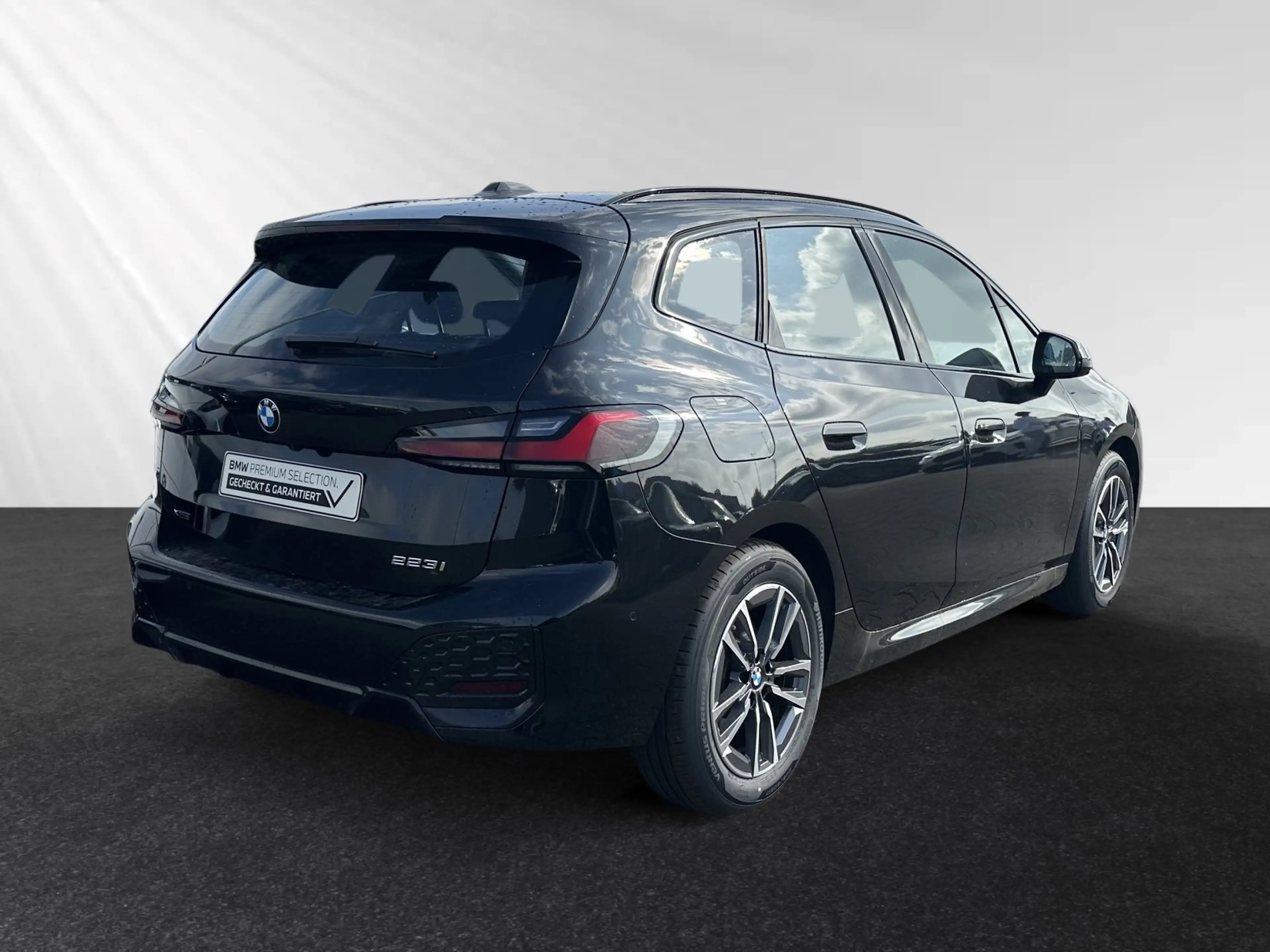 BMW 223 i xDrive Active Tourer M Sport|AHK|Pano|HUD — photo 3