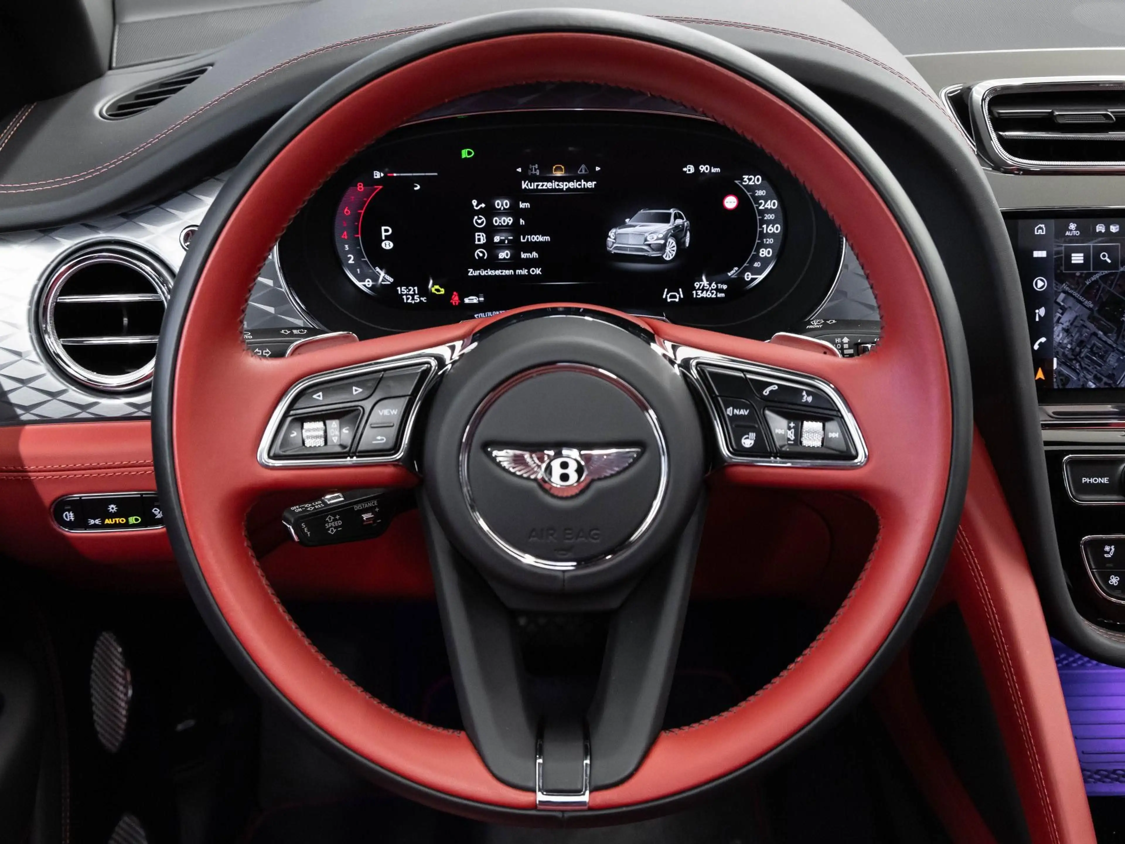 Bentley Bentayga S V8 von BENTLEY MANNHEIM — photo 11